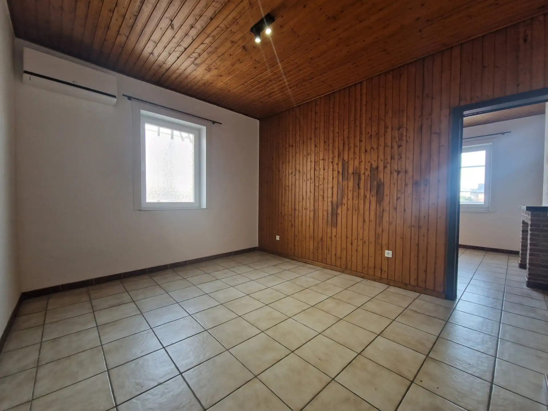 Appartement met 2 slaapkamers en garage op centrale locatie foto 3