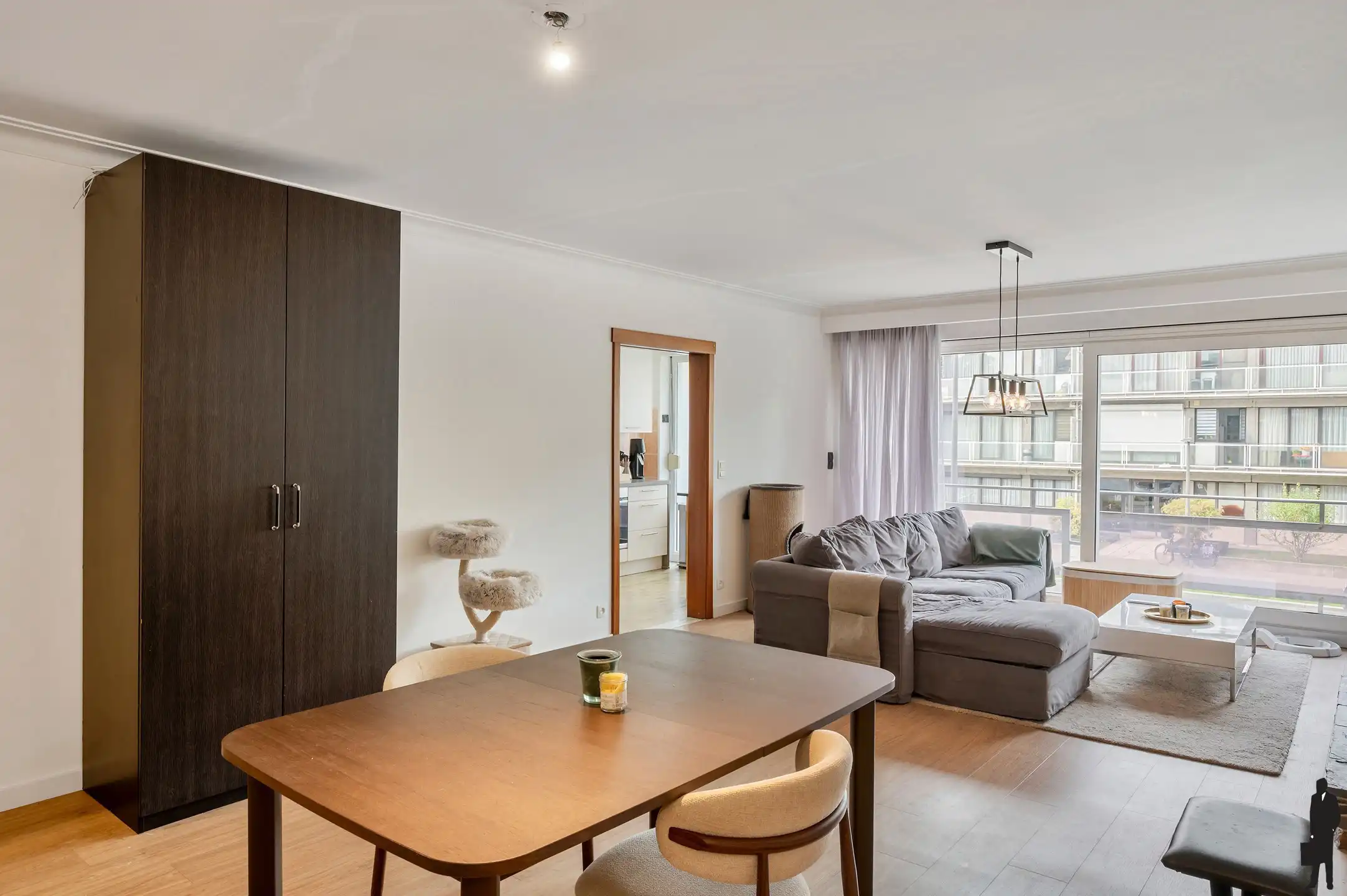 Prachtig appartement met twee slaapkamers en terras foto 3