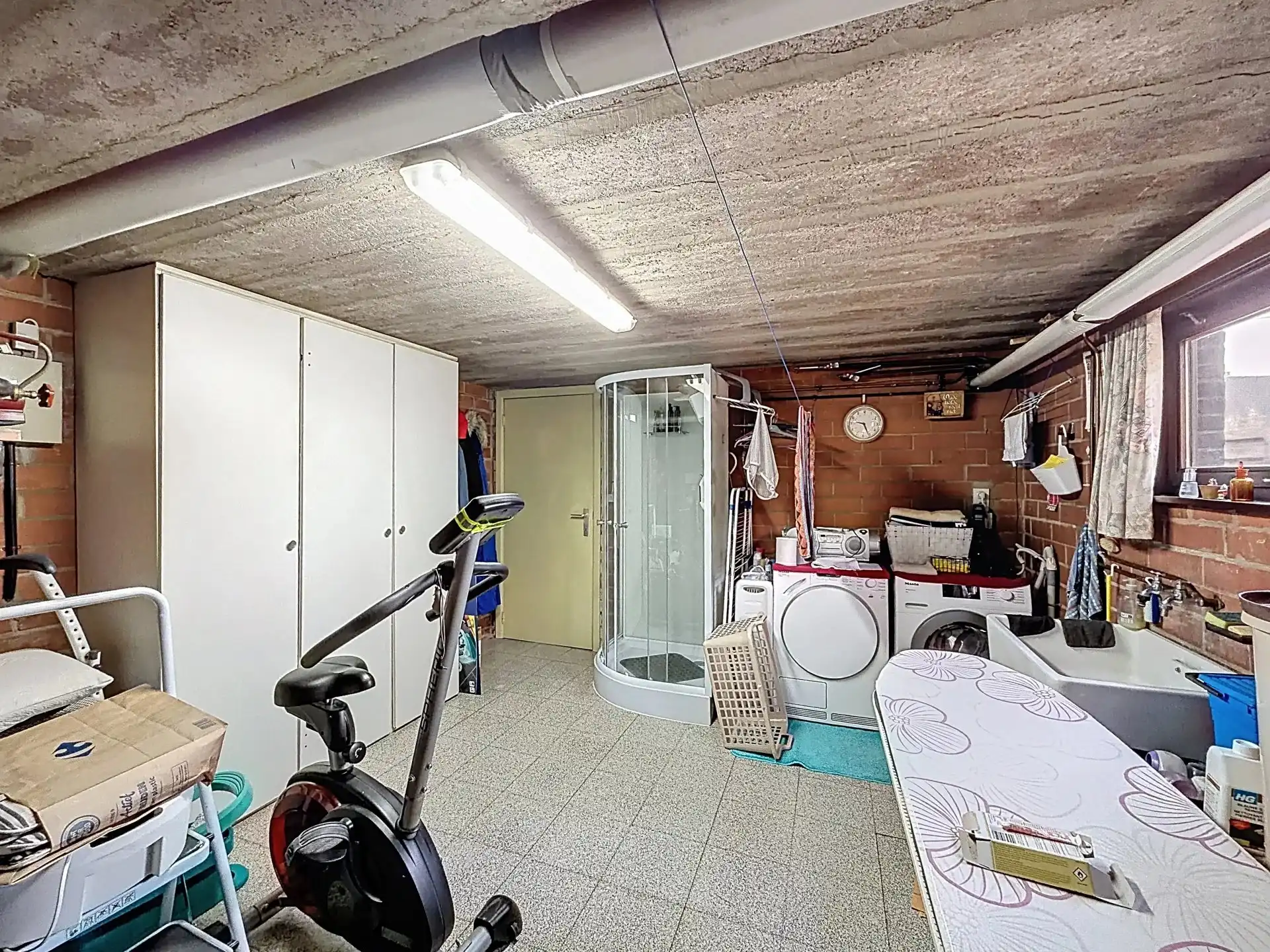 Verzorgde woning met 3 slaapkamers op mooi perceel. foto 22