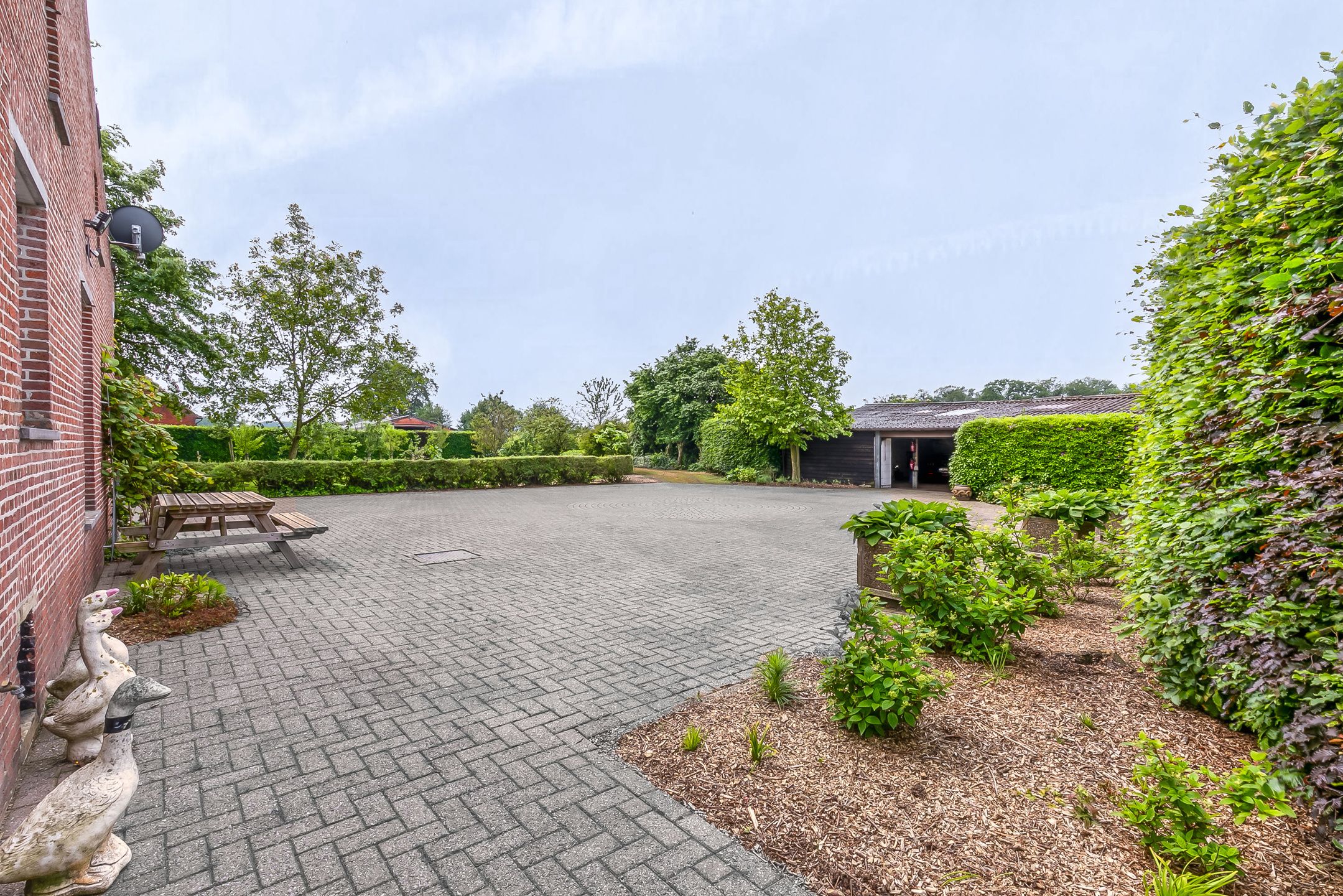 Authentieke herenhoeve op ruim perceel van 5.856 m² foto 25