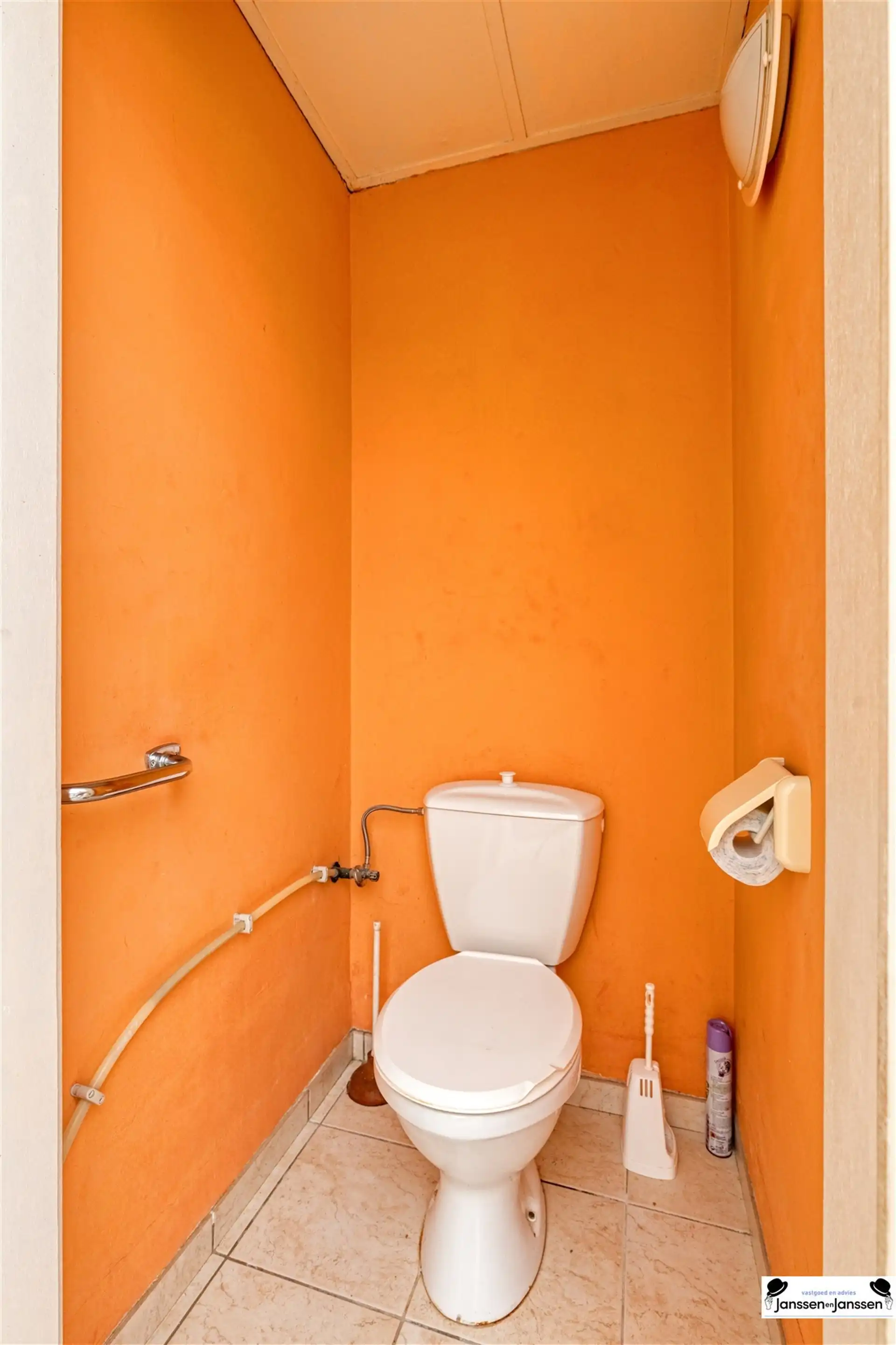 Op te frissen woning met 3 slaapkamers foto 12