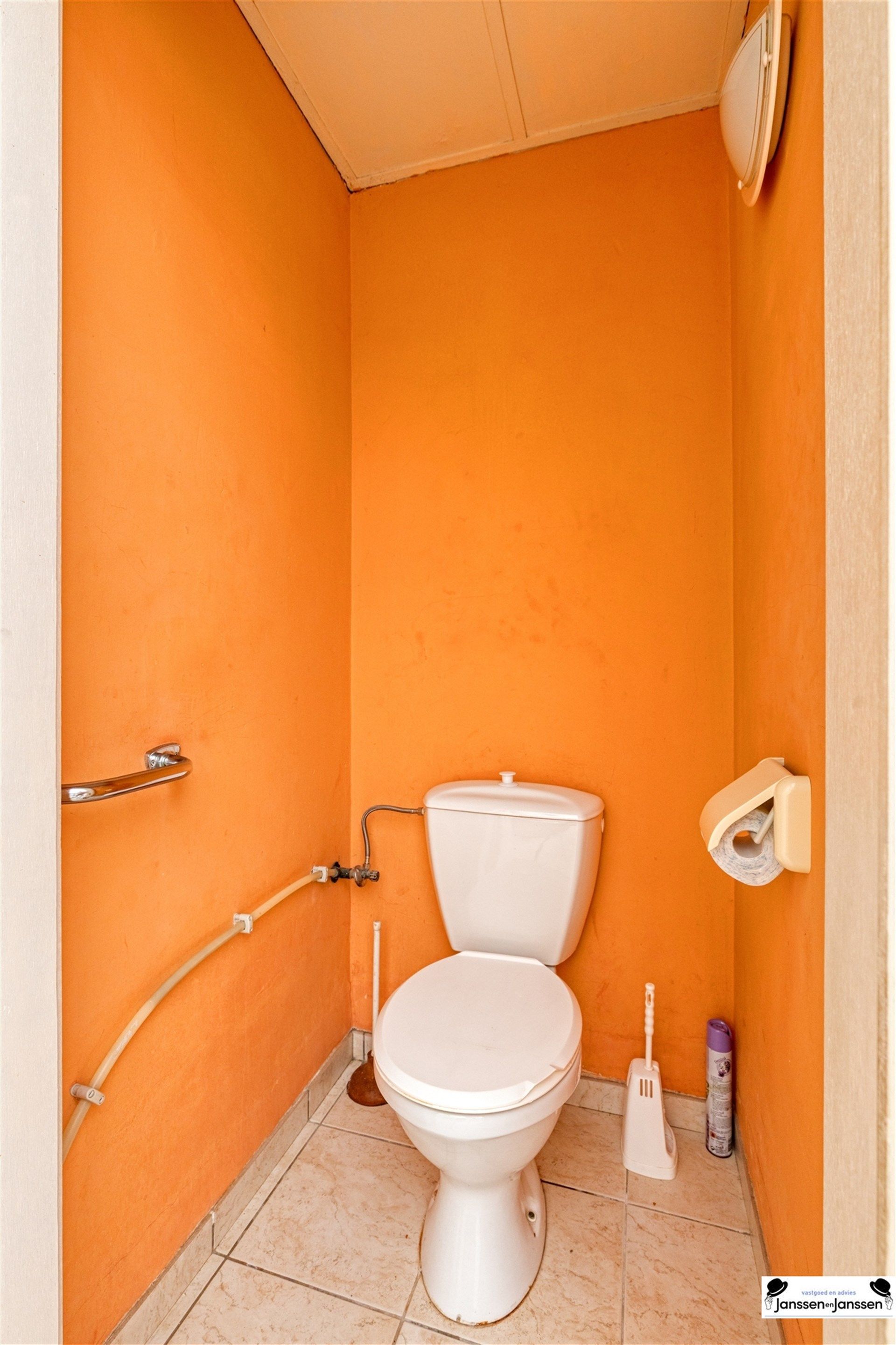 Op te frissen woning met 3 slaapkamers foto 12