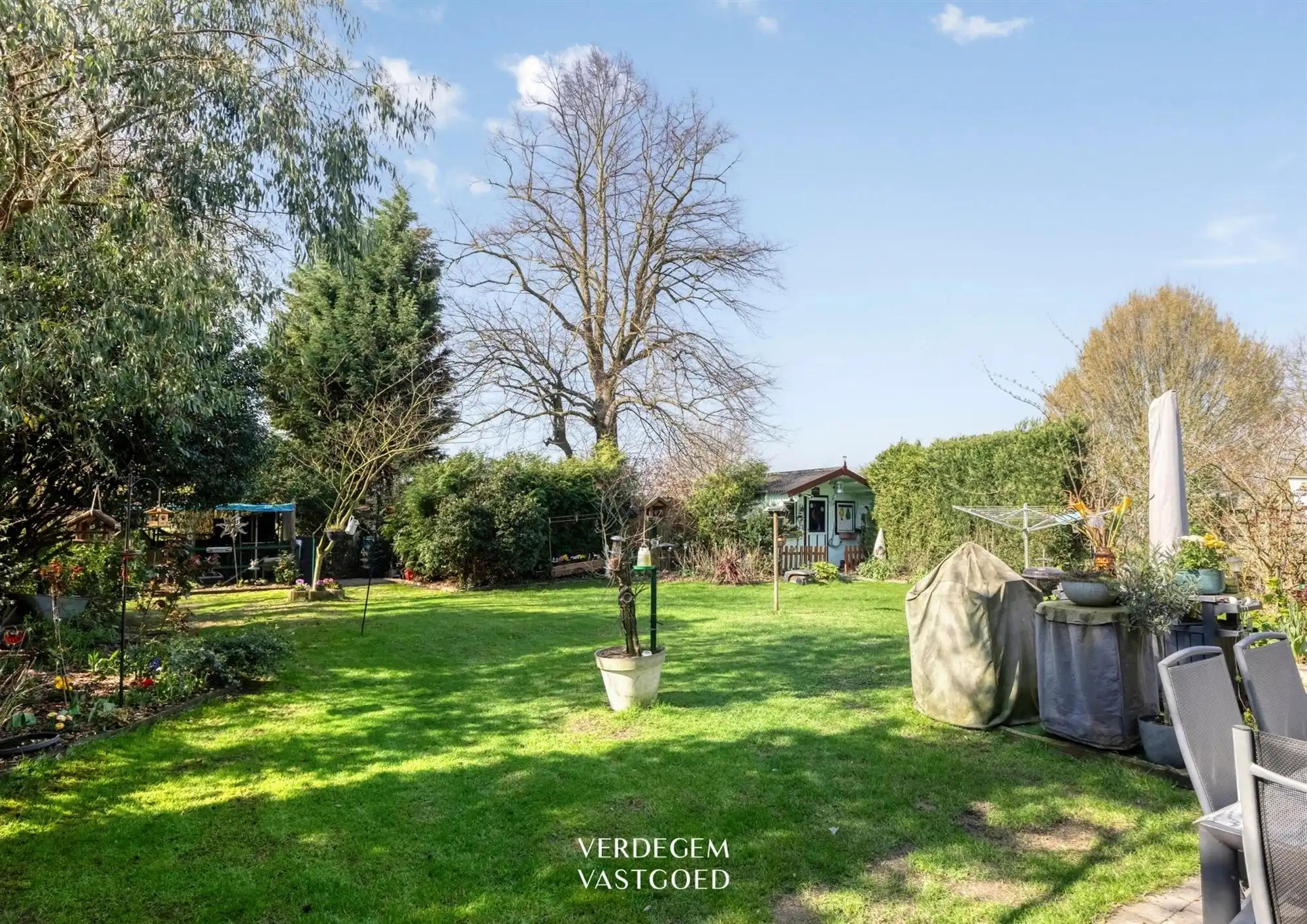 Knappe gezinswoning met 3 slaapkamers, zonnige tuin en achterliggende weilanden foto 21