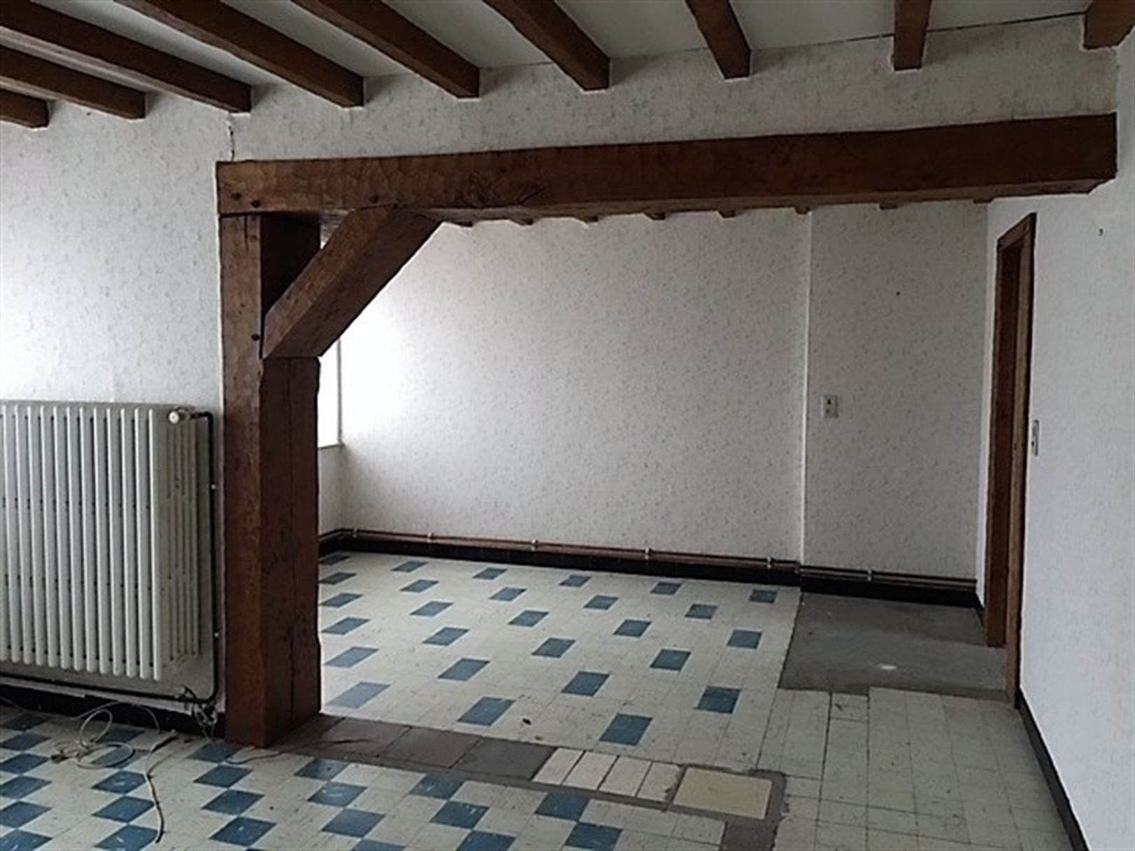 Ruime woning te koop in centrum van Stavele! foto 13