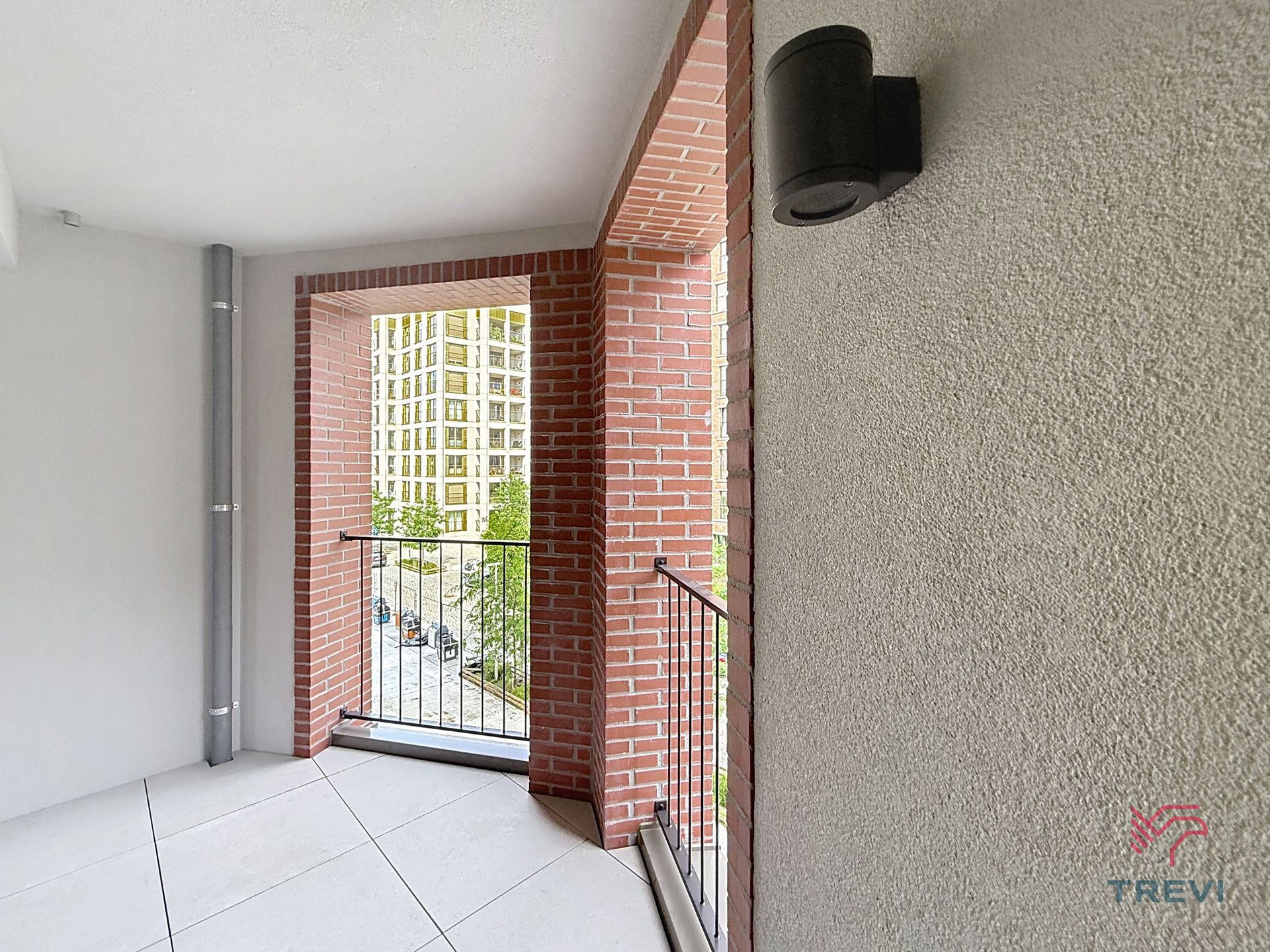 Appartement te huur foto 9