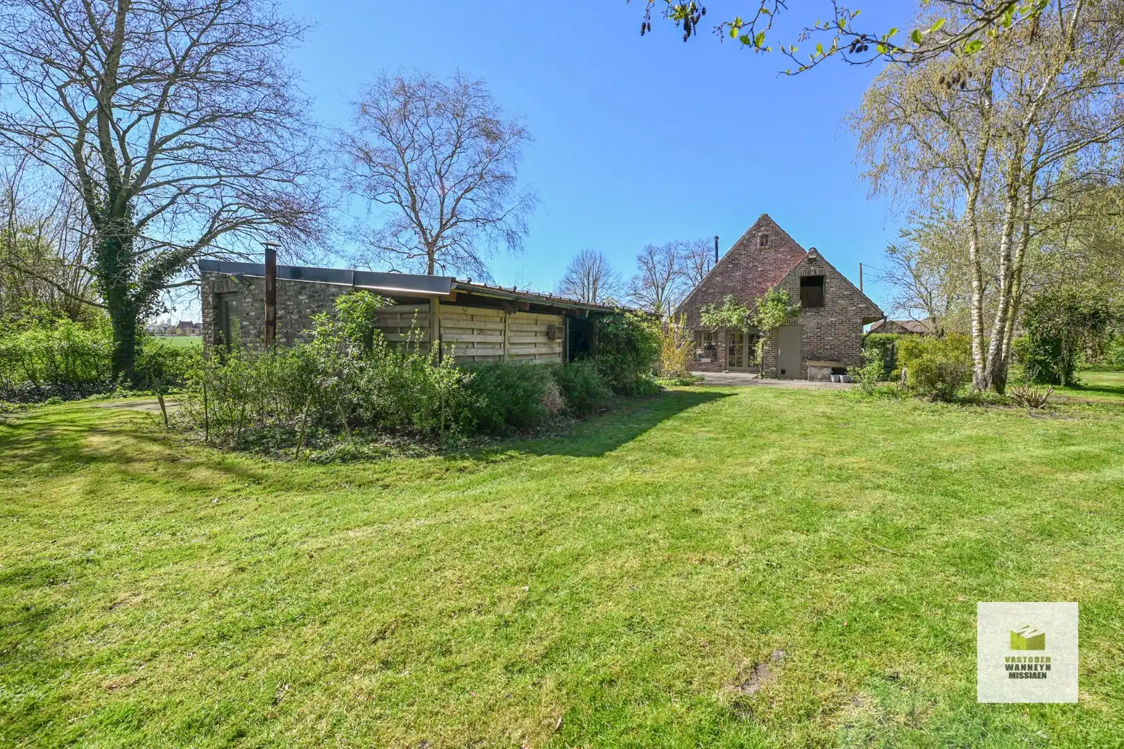 Landelijke gerenoveerde woning op 9.500 m2 met 3 slaapkamers en landelijk vergezicht foto 13