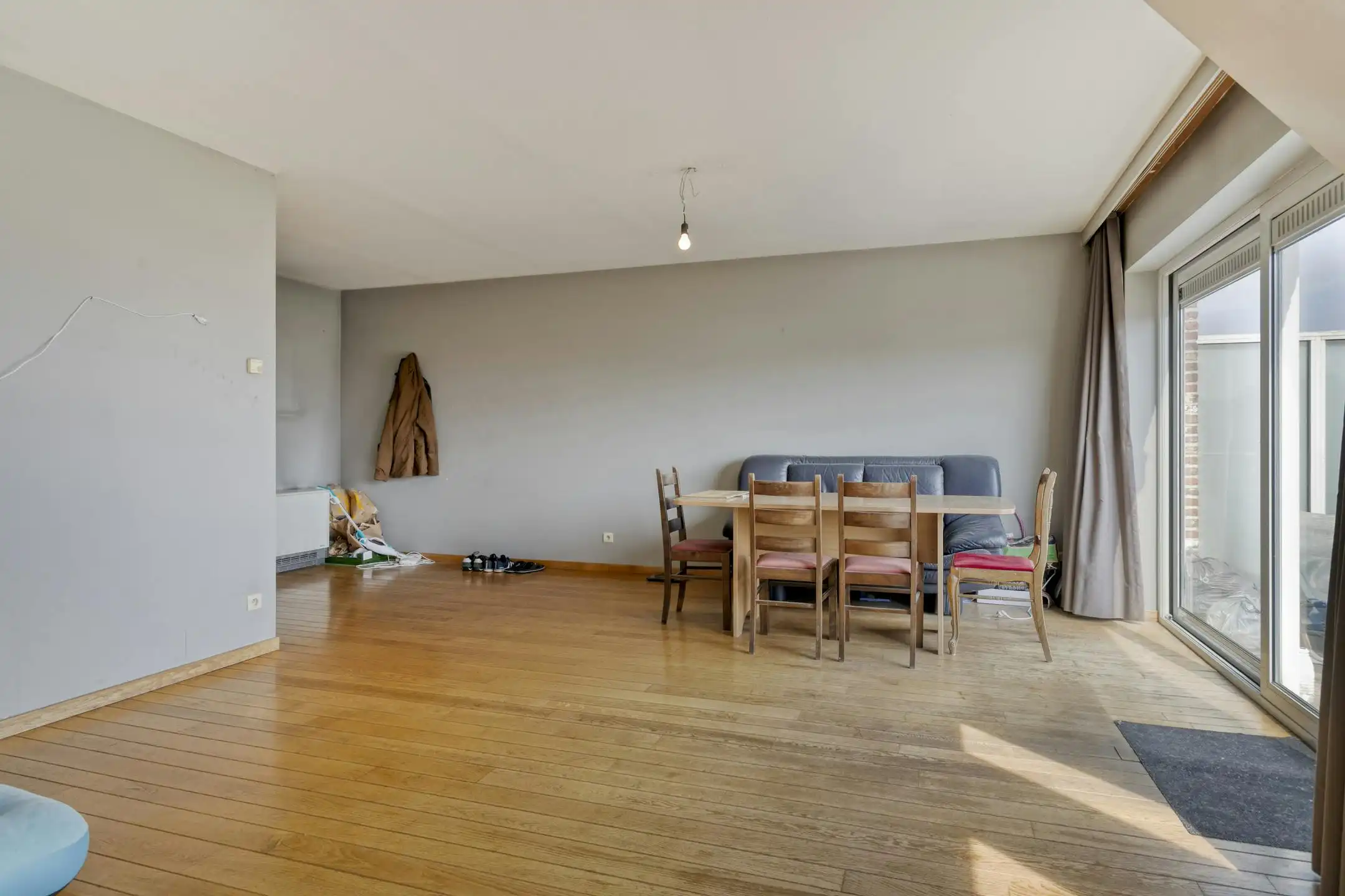 Gezellig appartement met 2 kamers te koop in centrum Waregem foto 3