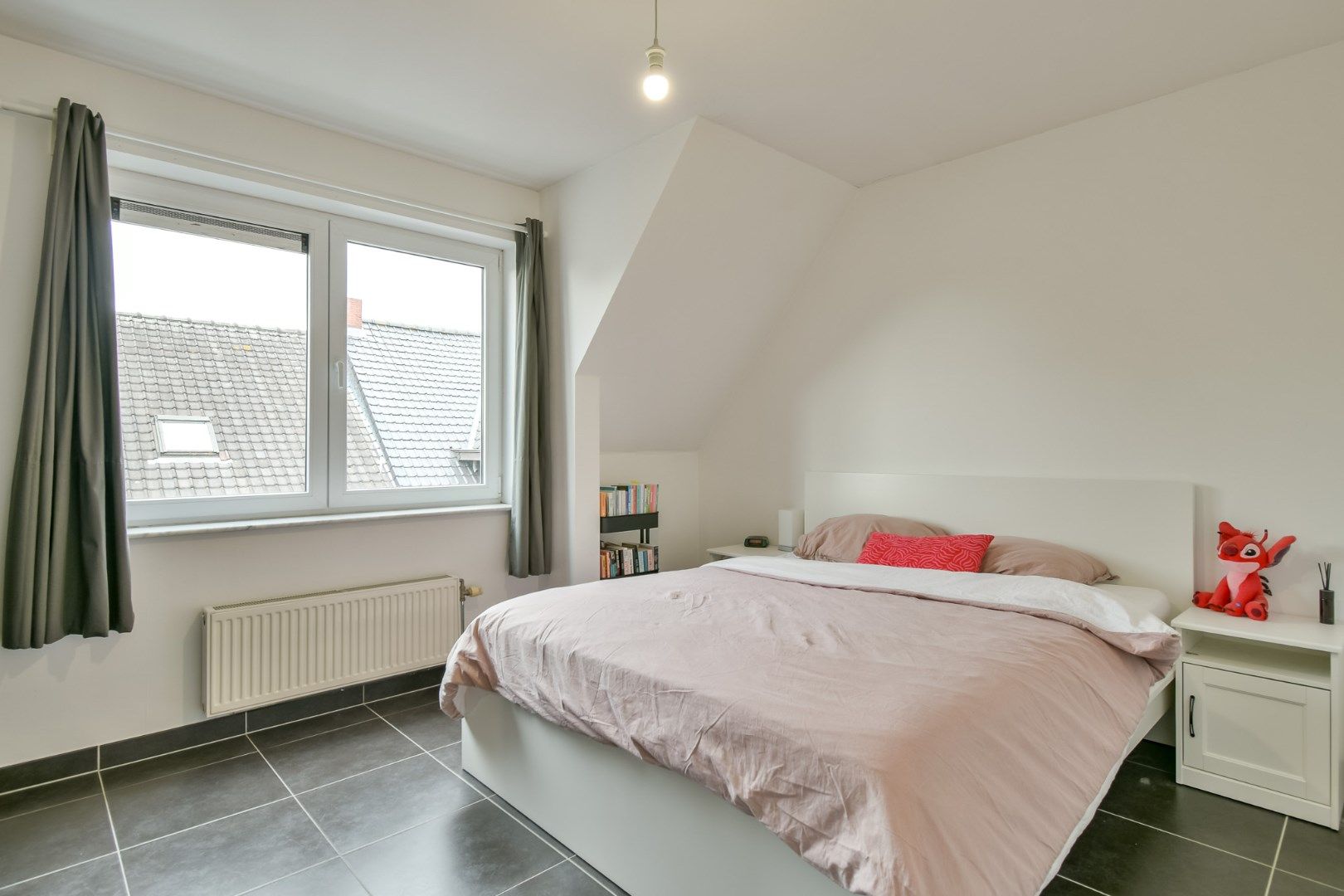 Instapklare en energiezuinige appartement in het centrum van Torhout! foto 6
