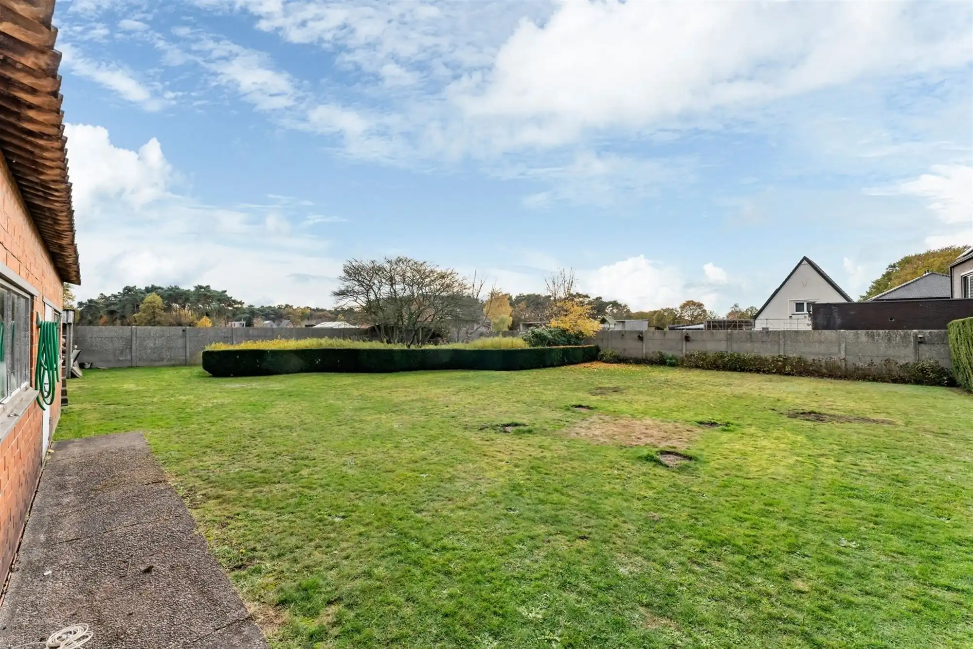 STATIGE, RUIME WONING OP MOOI PERCEEL OP PRACHTIGE LIGGING!  foto 15