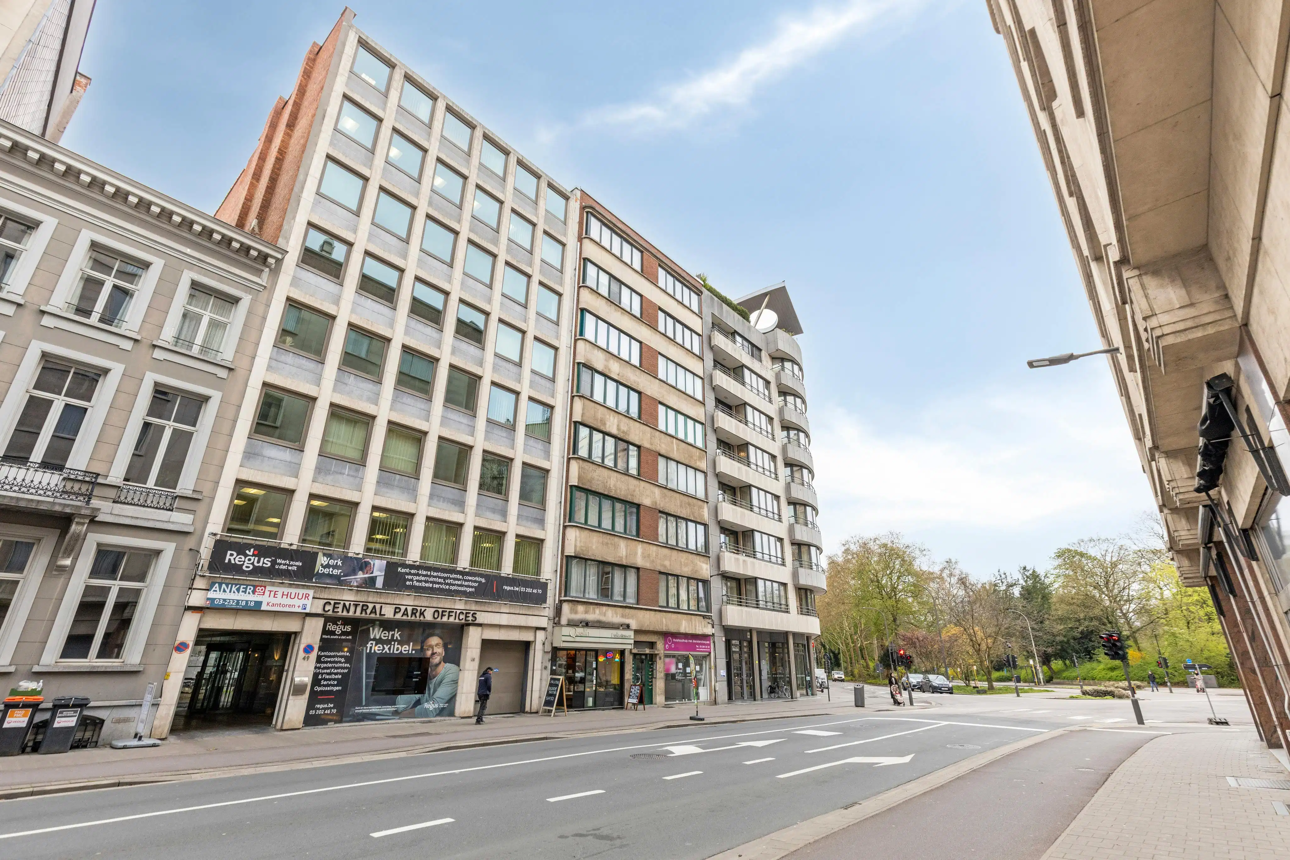 Lichtrijk 2 slaapkamer penthouse te koop bij Stadspark foto 20