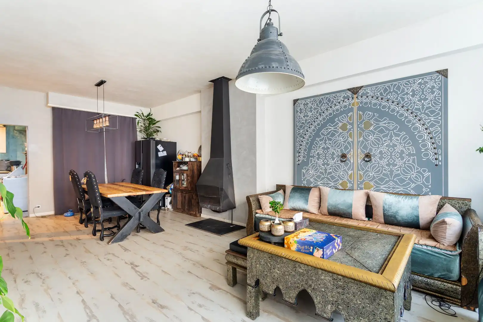 Woning met ruime garage en twee terrassen nabij Park Spoor Noord foto 5