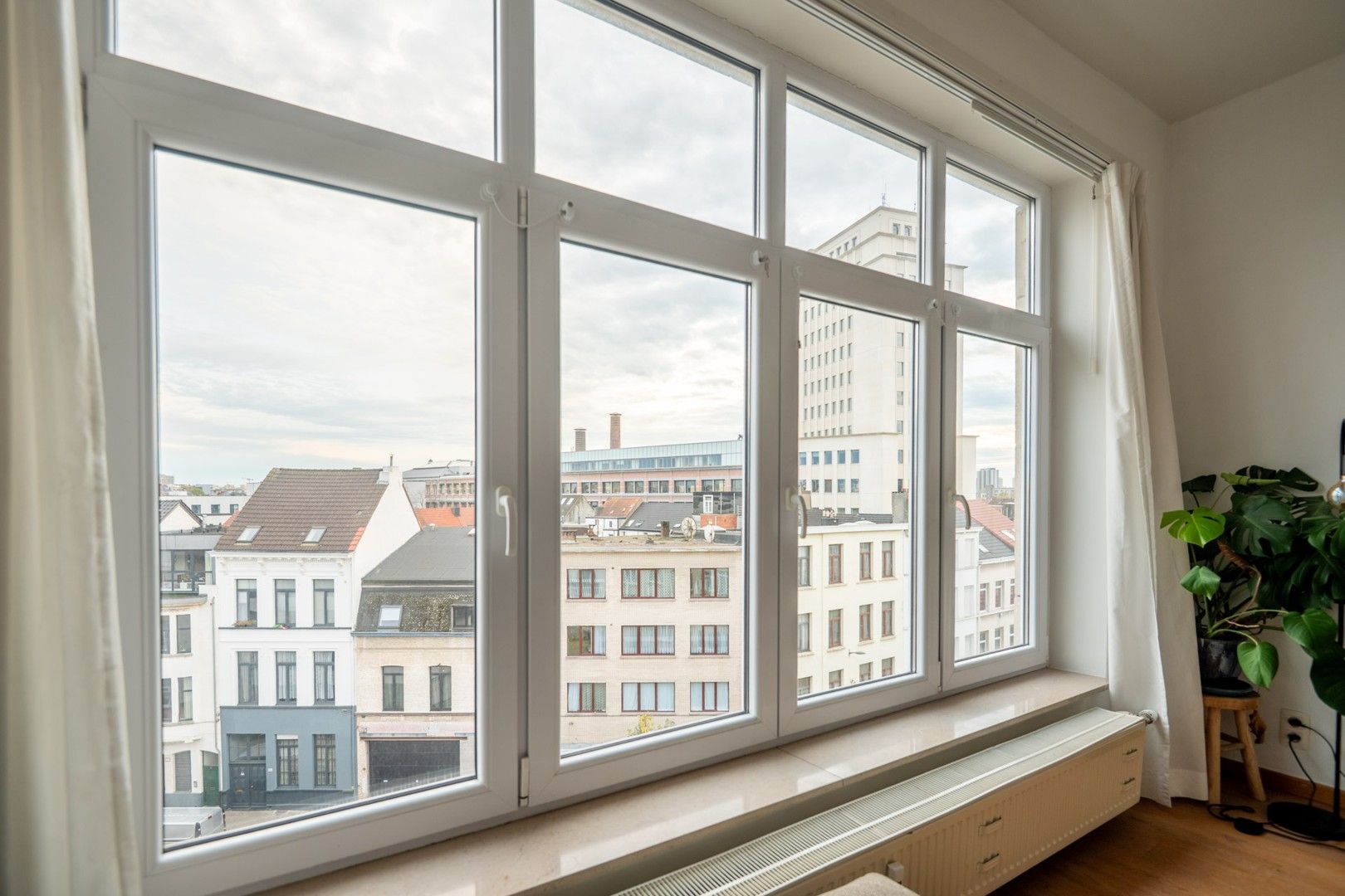 Stijlvol appartement met open uitzicht in de Harmoniewijk foto 5