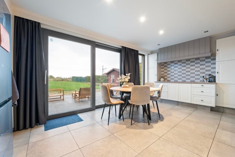 KNAPPE GELIJKVLOERSE OPEN BEBOUWING OP EEN MOOI PERCEEL IN SINT-TRUIDEN foto 19