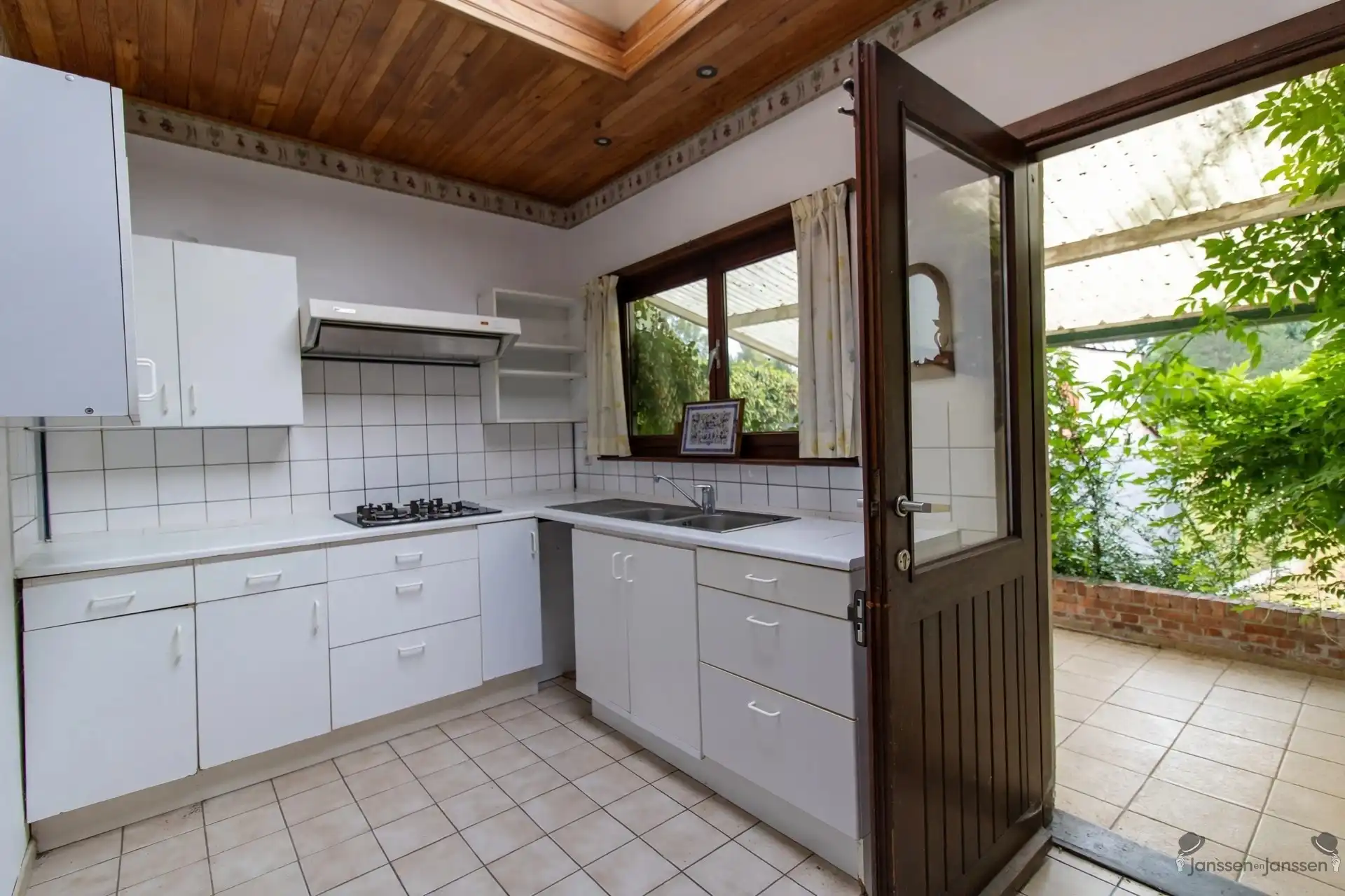 Woning met tuin foto 8