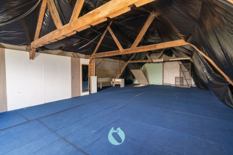 Woning op een perceel van 935 m² - geniet een centrale ligging tussen de dorpskernen van Sleidinge en Waarschoot, alsook tot de N9 en R4/E34. foto 11