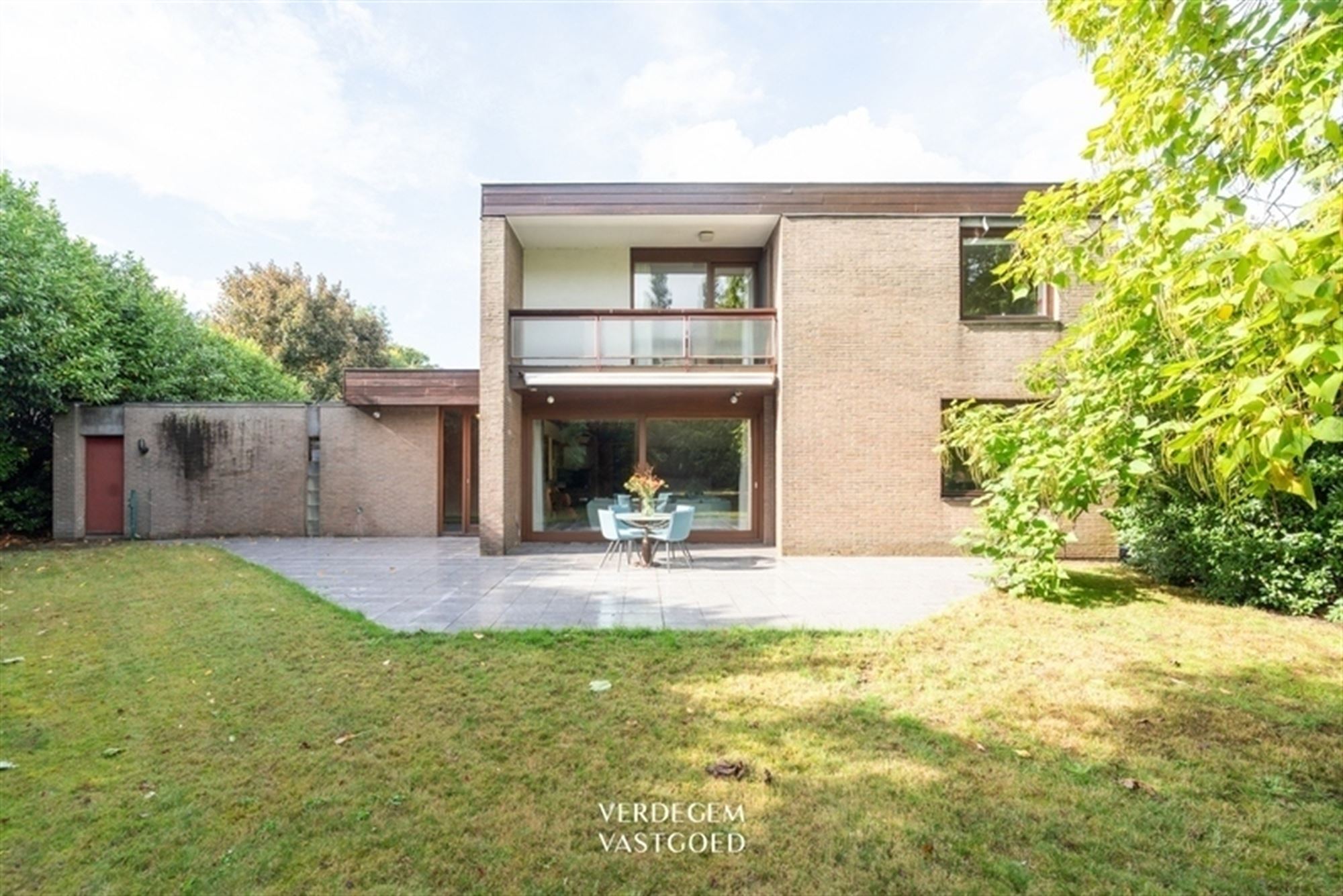 Architectenvilla op toplocatie in het centrum van Evergem foto 26