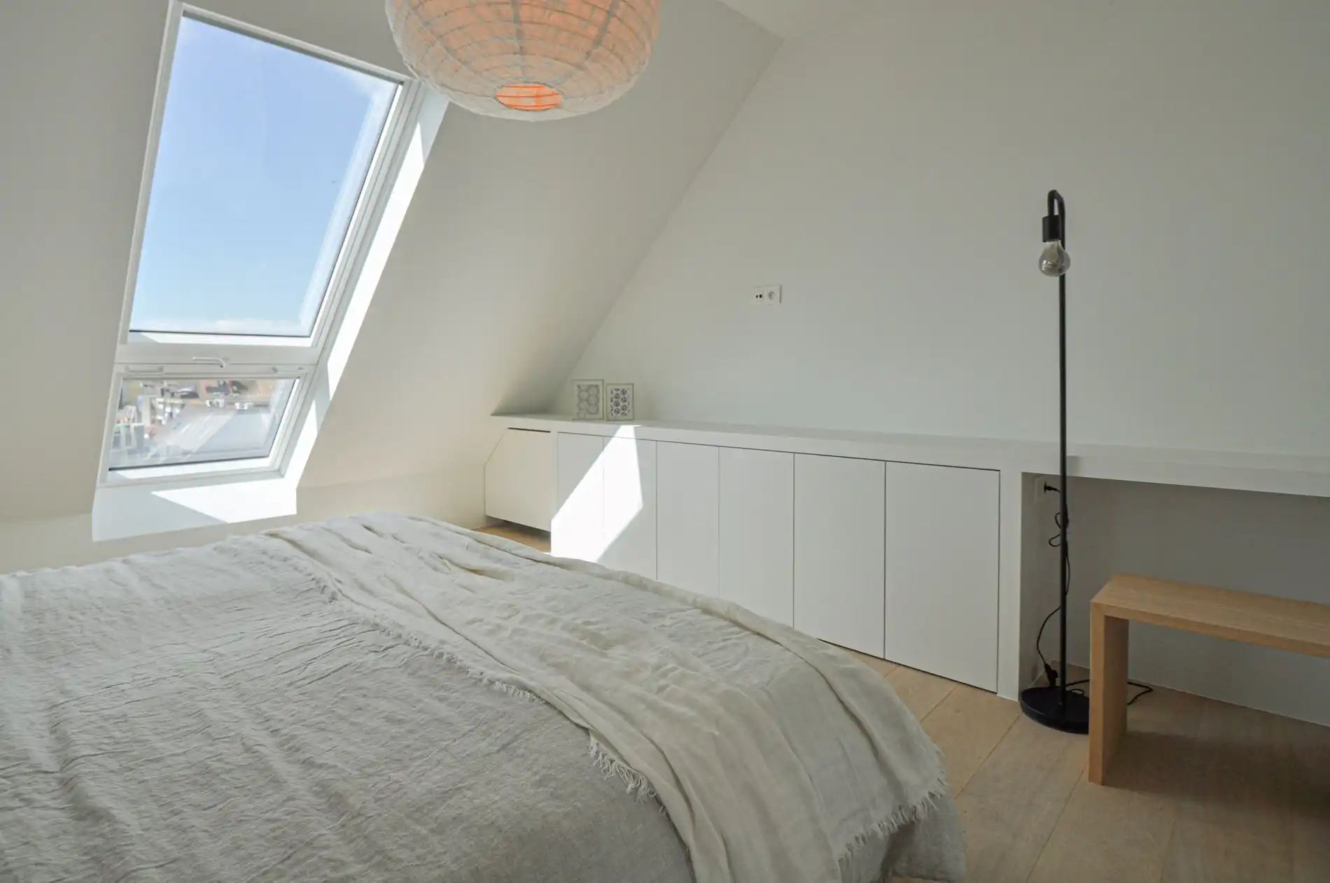 Volledig gerenoveerd appartement met een ruim zonneterras. foto 13