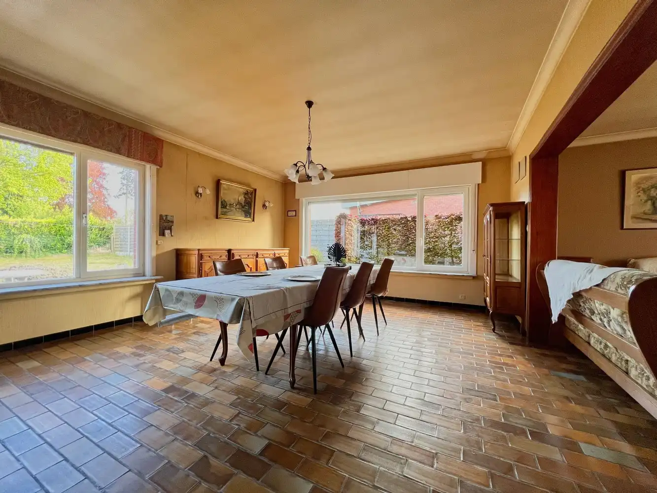 Heel ruime woning met polyvalente ruimte + tuin (791m²) foto 5