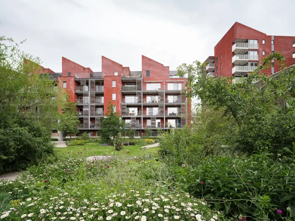 Lichtrijk appartement met ruim zonneterras en open groen zicht op toplocatie aan Dok Noord. Mogelijkheid aankoop autostaanplaats! foto 17