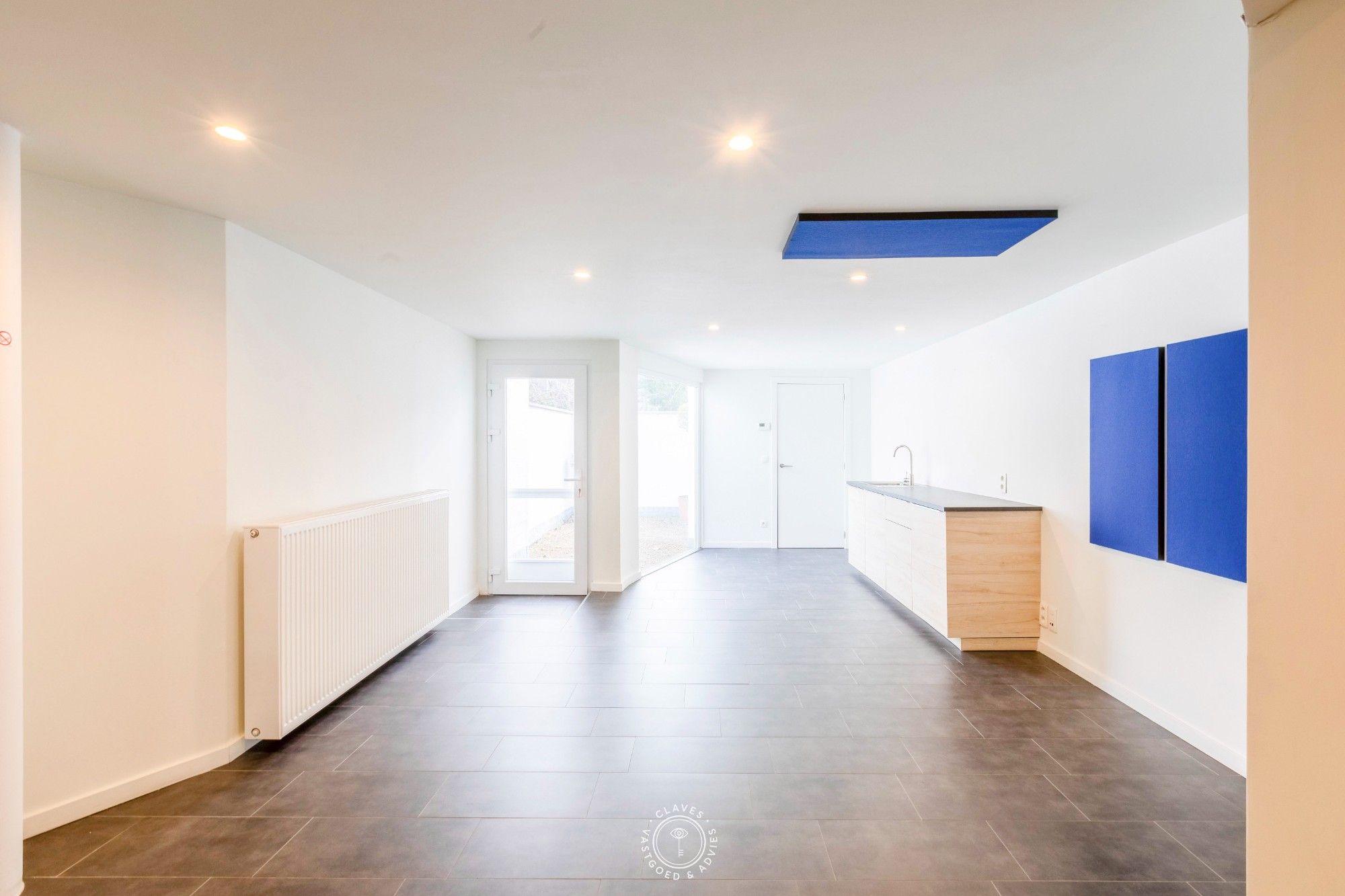 Totaal gerenoveerd handelspand met wachtruimte en buitenruimte – instapklaar kantoor of praktijk in de Stationsstraat foto 7