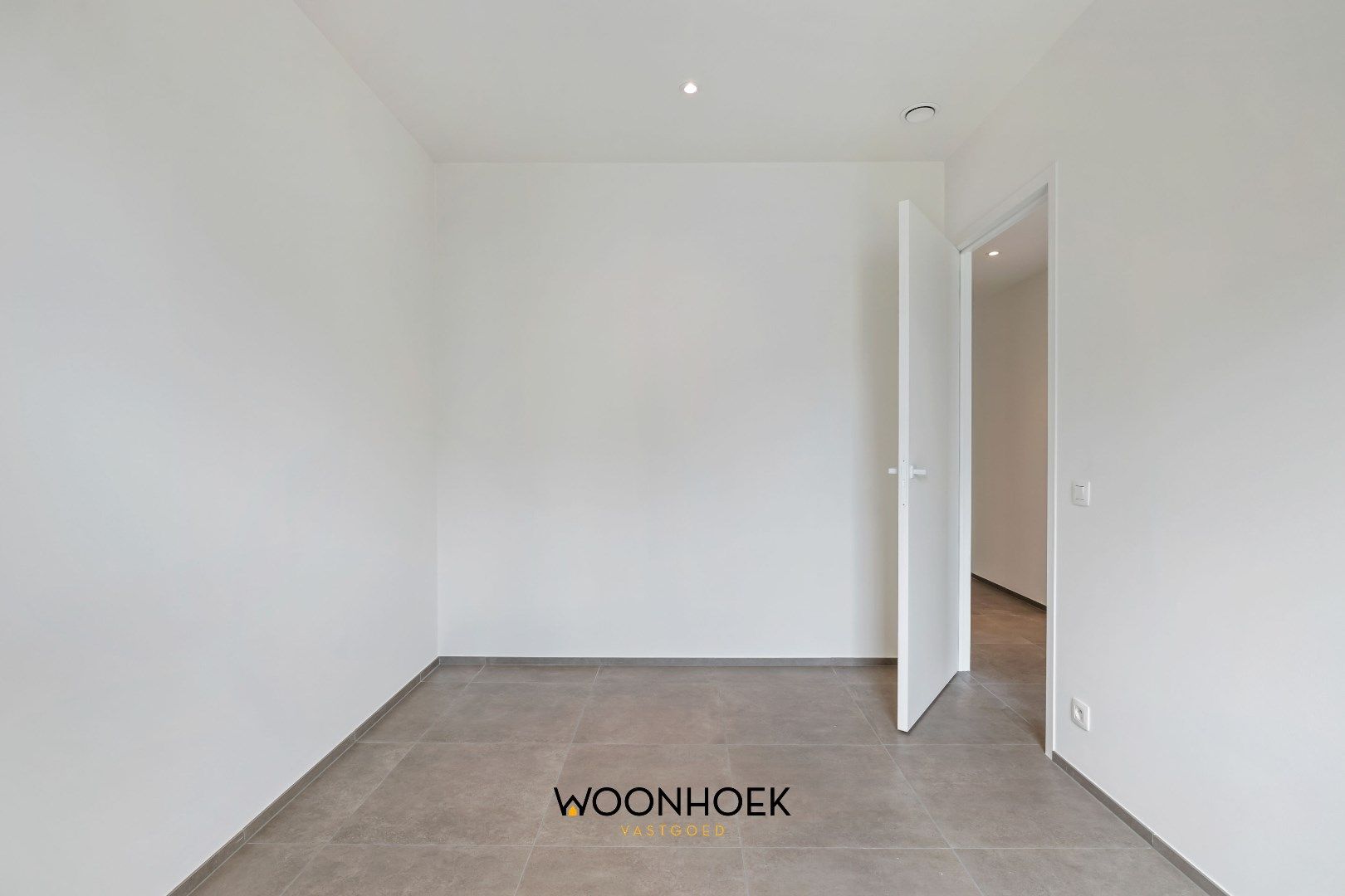 Luxueus 3-slpk nieuwbouwappartement OEVERPARK te Lokeren foto 25