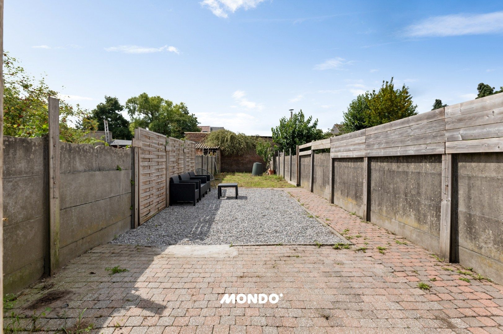 Charmante woning met westgerichte tuin te Hemiksem foto 10