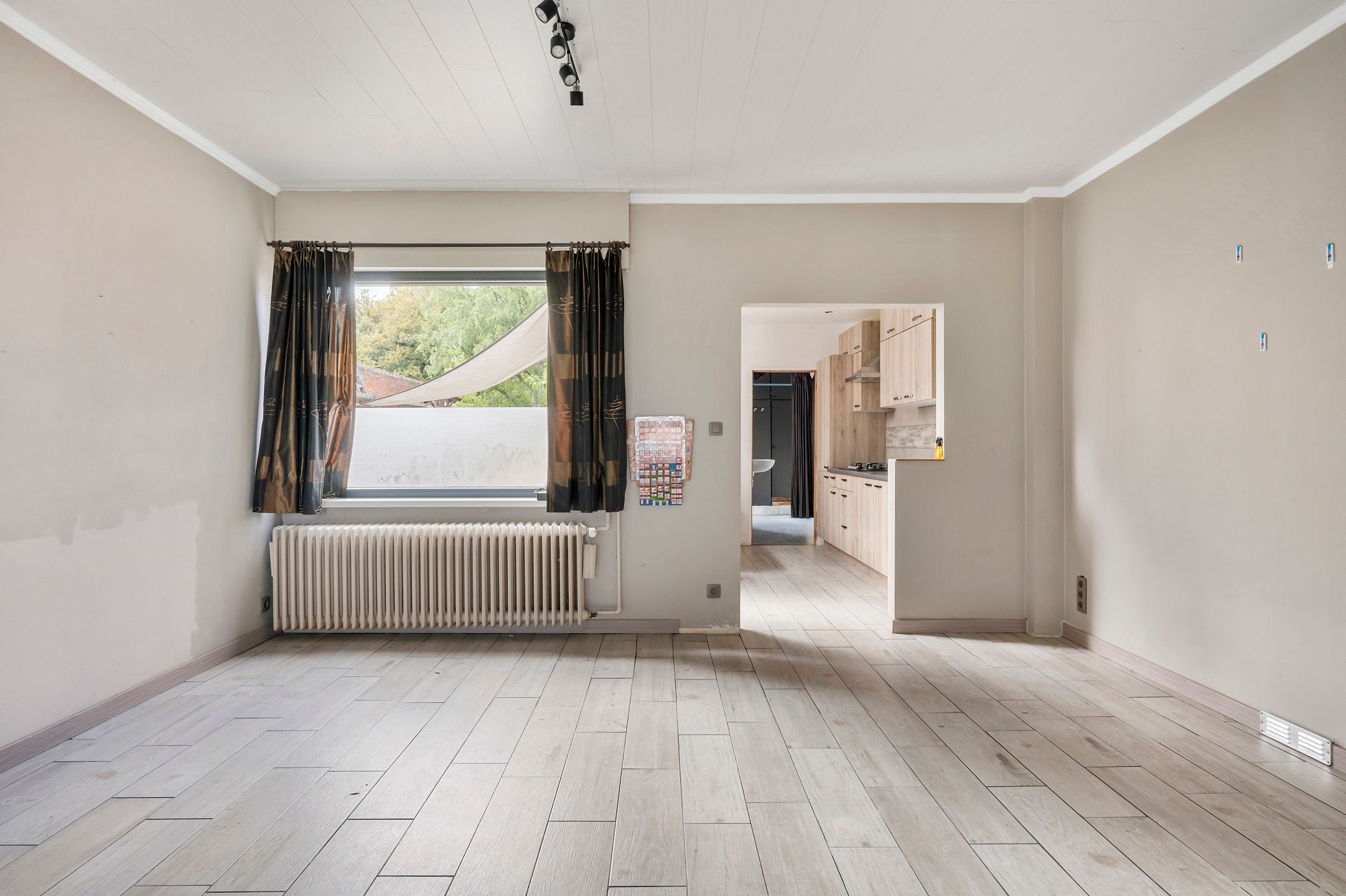 Starterswoning in hartje Kapellen! Grotendeels gerenoveerd! foto 6
