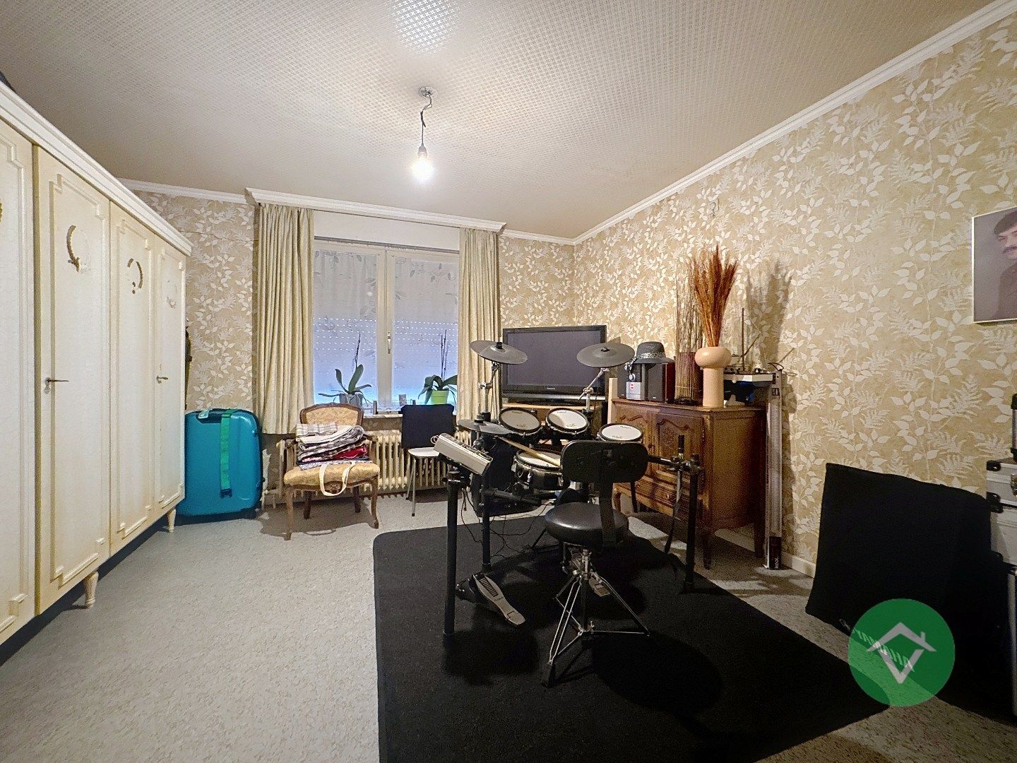 Woning met 4 slaapkamers en garage te Roeselare  foto 17