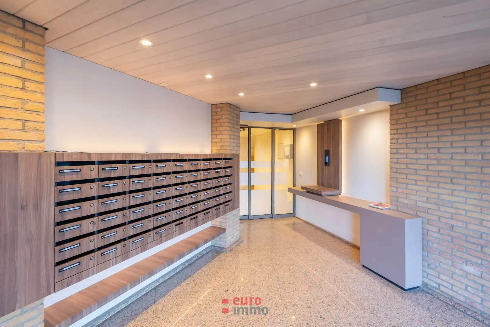 Uniek doorloopappartement met topzichten in Den Oever foto 17