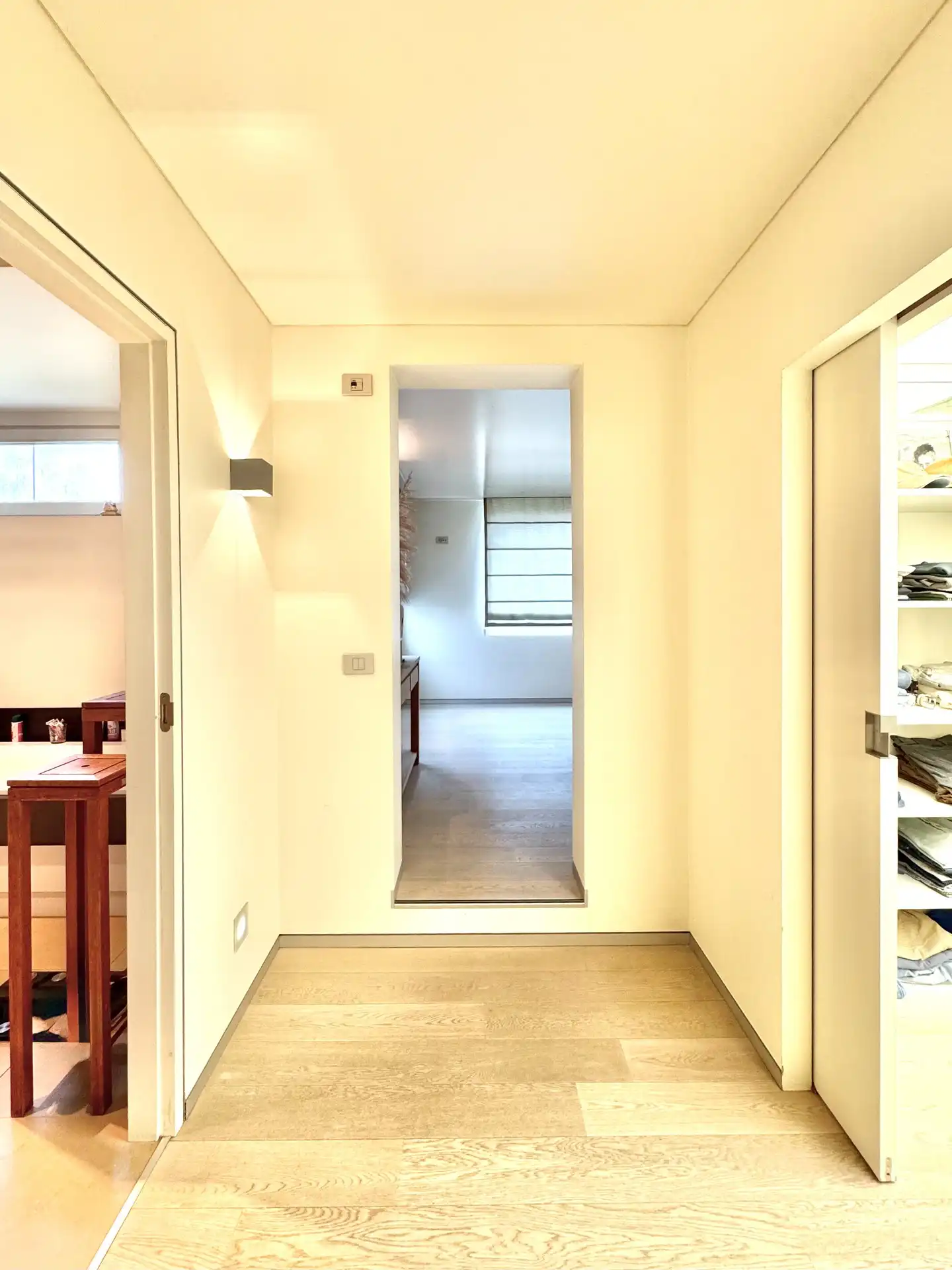 RUIME TIJDLOZE VILLA MET ZWEMBAD foto 30