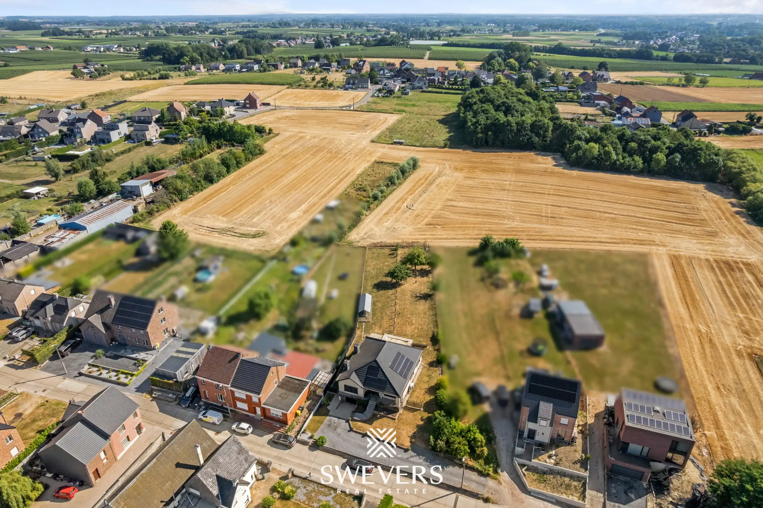 Ruime open bebouwing met 415 m² bewoonbare oppervlakte op 15a 50ca  foto 37