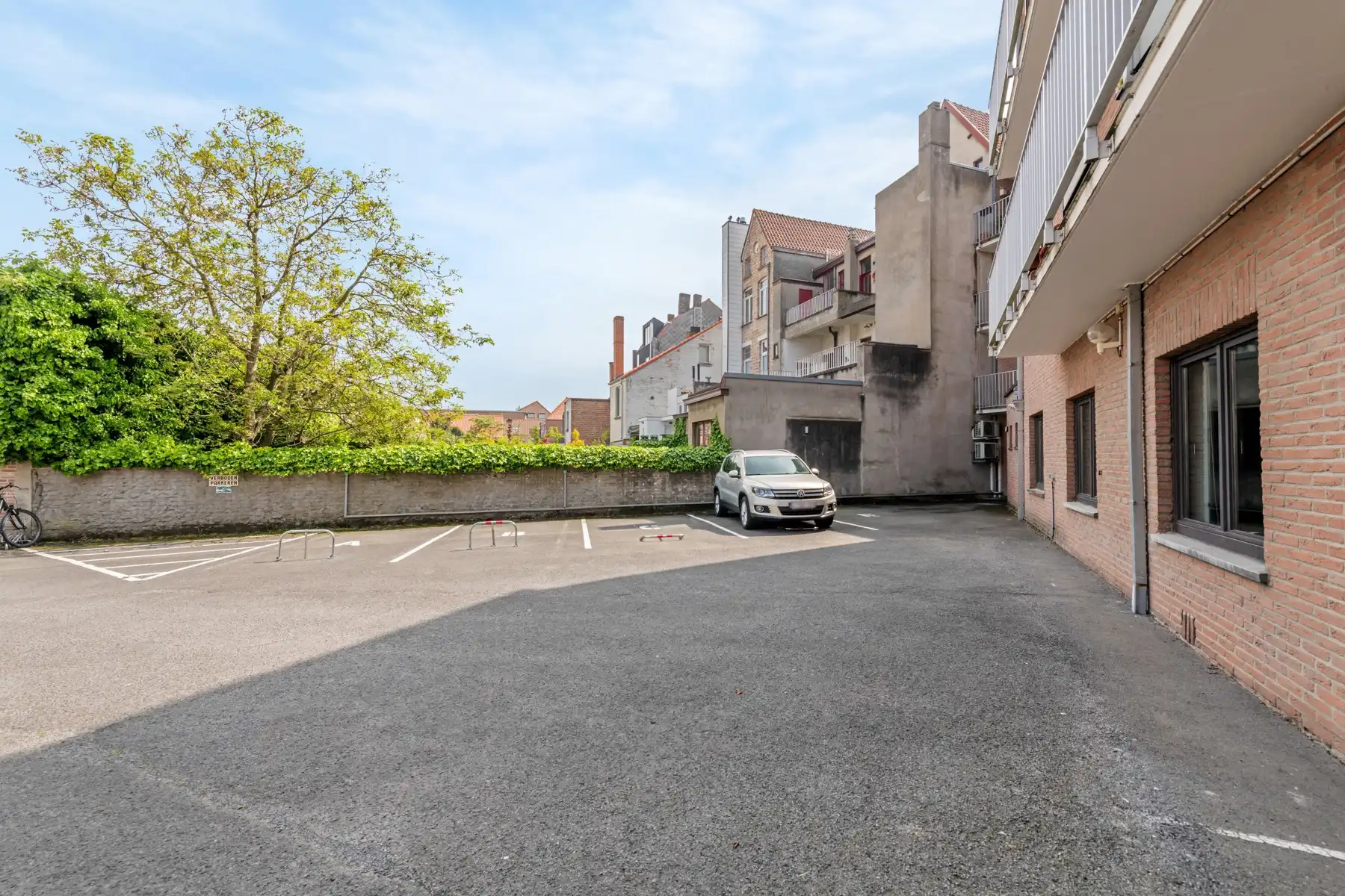 Strategische toplocatie voor uw onderneming. foto 17