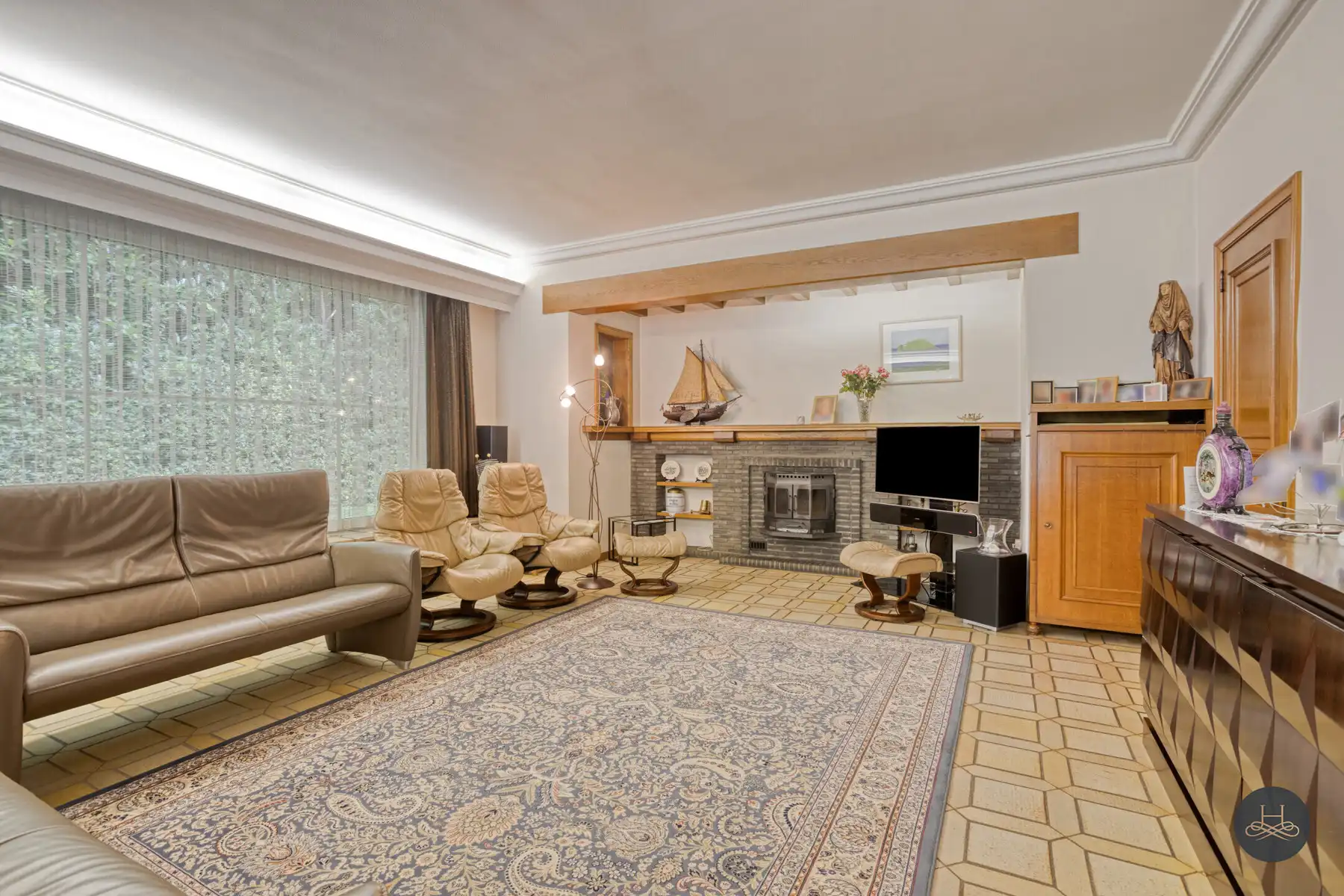 Karaktervolle villa op een zeer ruim en groen perceel foto 7