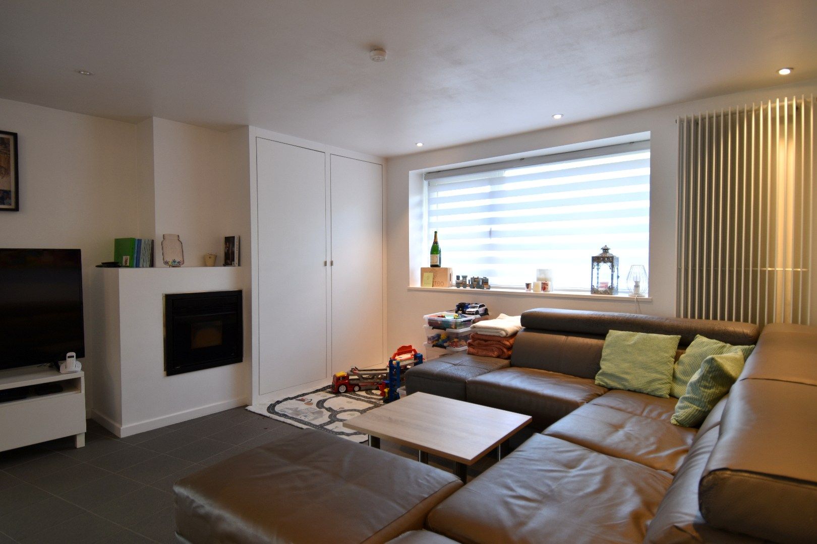 Halfopen bebouwing met 2 slaapkamers, garage en gezellig zonneterras te koop in Bellegem foto 7