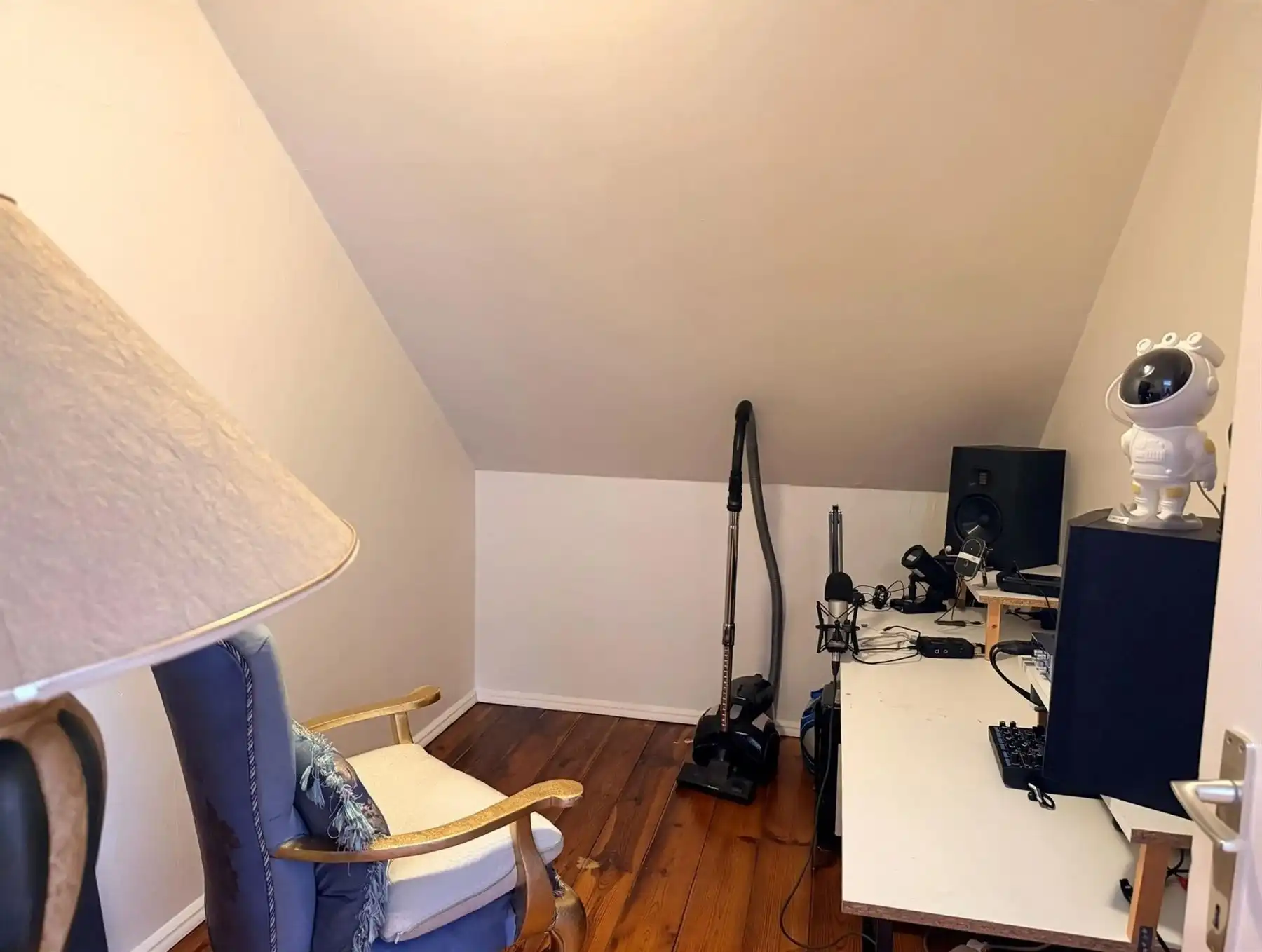 APPARTEMENT OP DE 3 E VERDIEPING foto 5