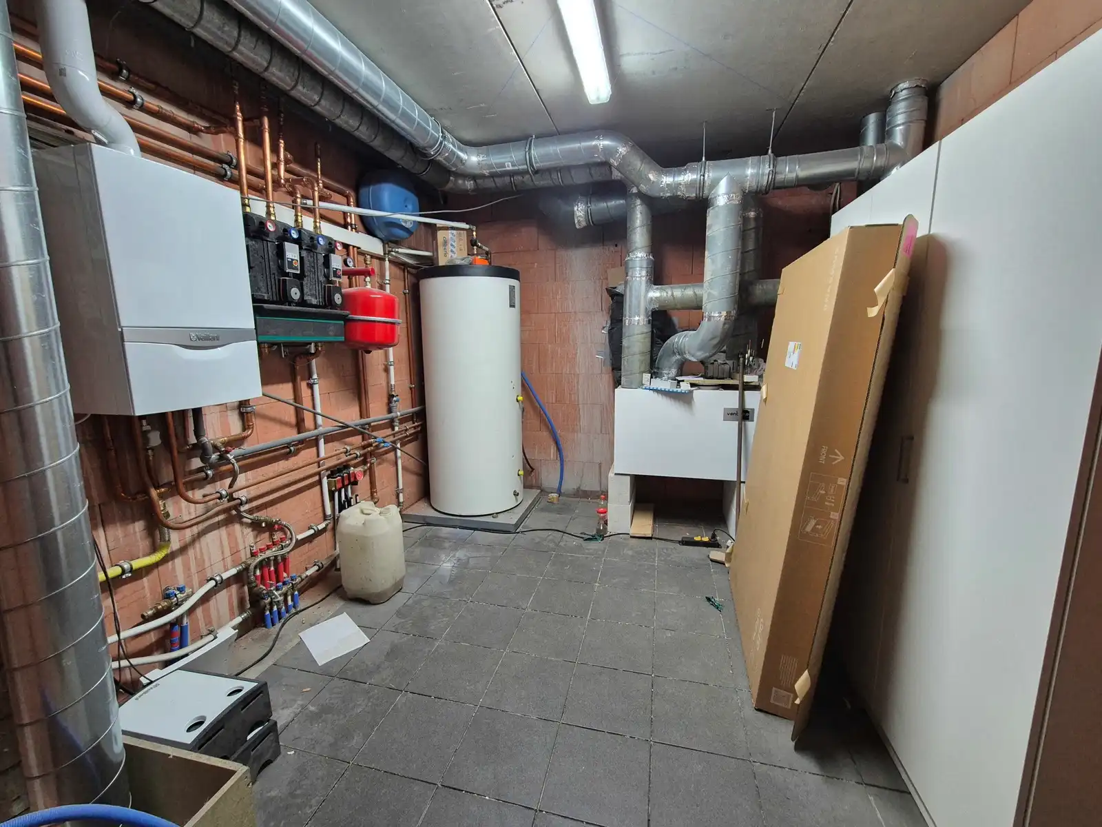 Recent, groot, praktisch + zuidgericht met prachtig uitzicht foto 28