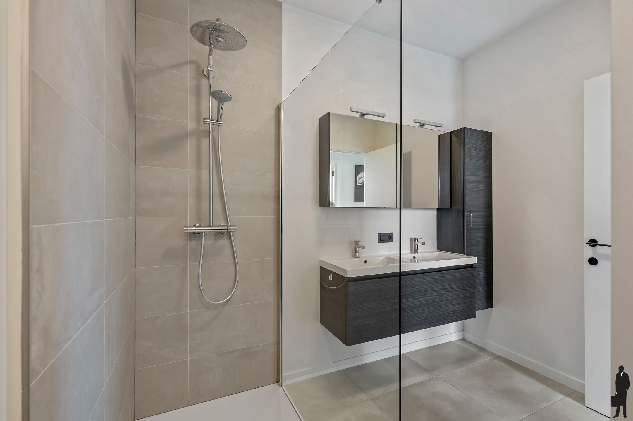 Luxueus, instapklaar appartement in hartje Oud-Turnhout foto 23