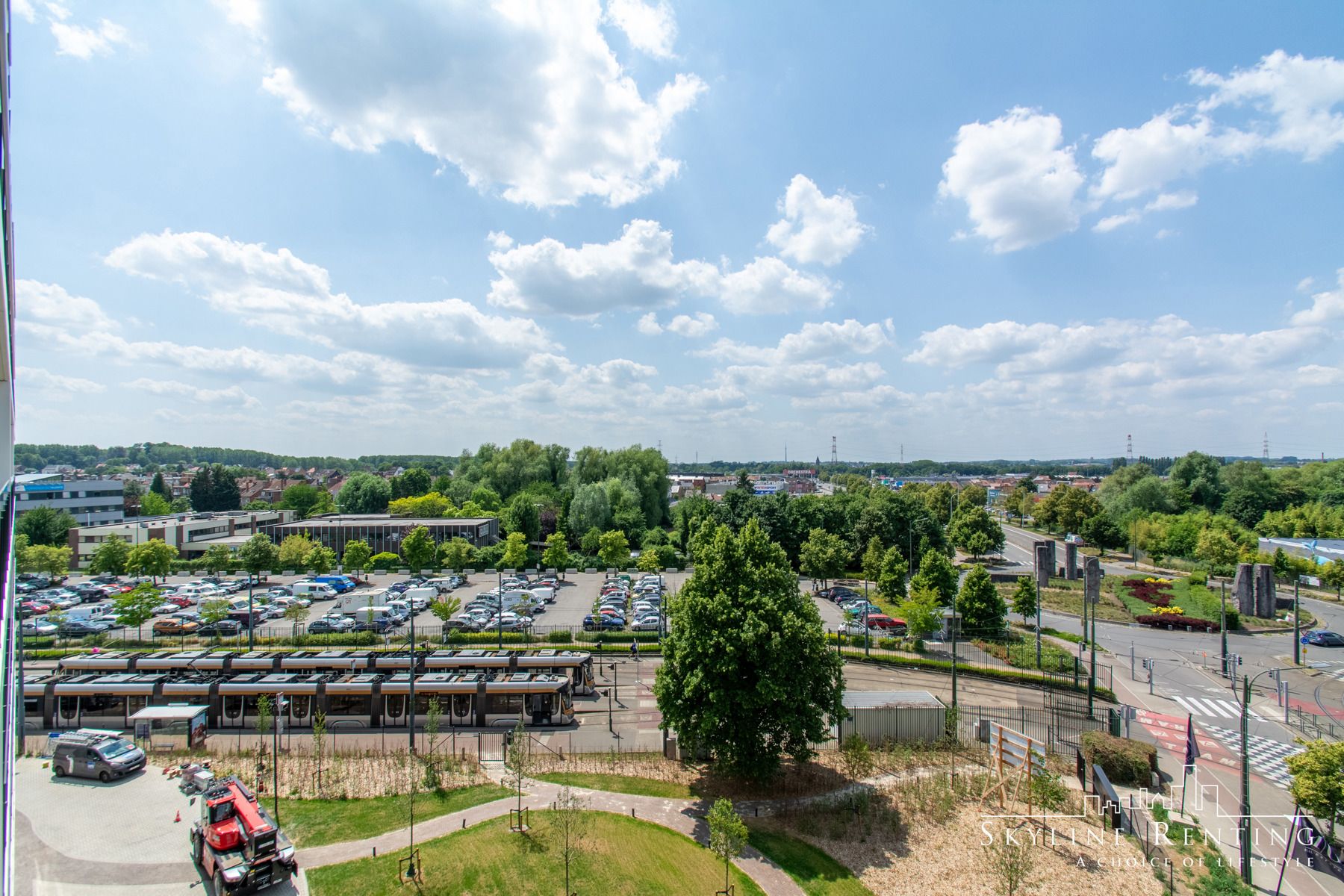 Prachtig gemeubeld 2 slaapkamer appartement met groot TERRAS foto 17