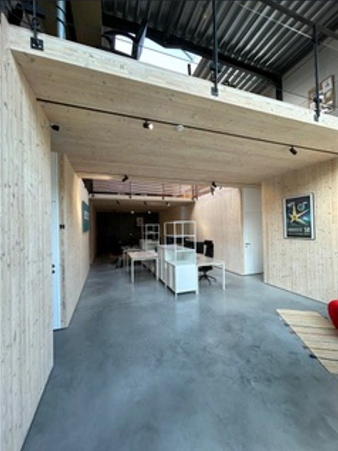 Te huur: Showroom/atelier van ca. 190 m² in Sint-Niklaas foto 5