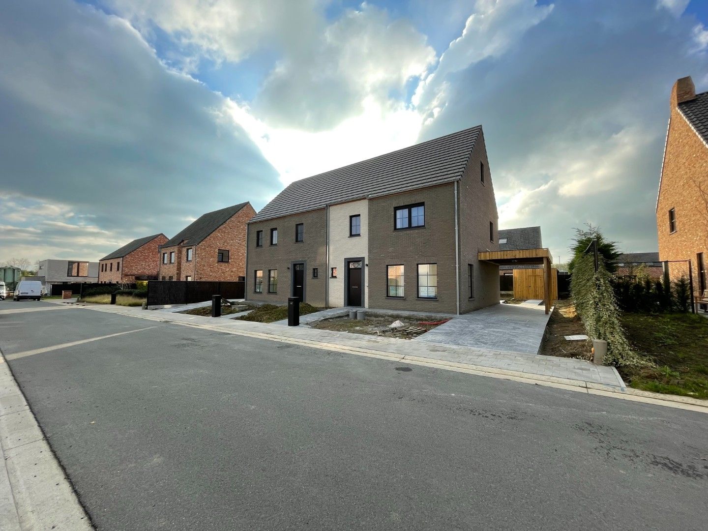 Energiezuinige nieuwbouwwoning te huur te Roeselare foto 3