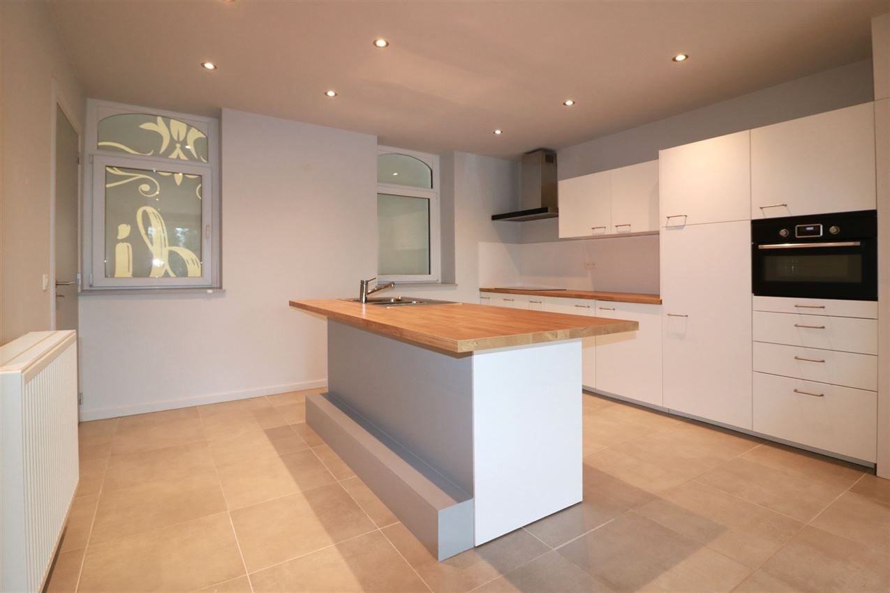 Ruime duplex, 3 slpk en zuidterras foto 4