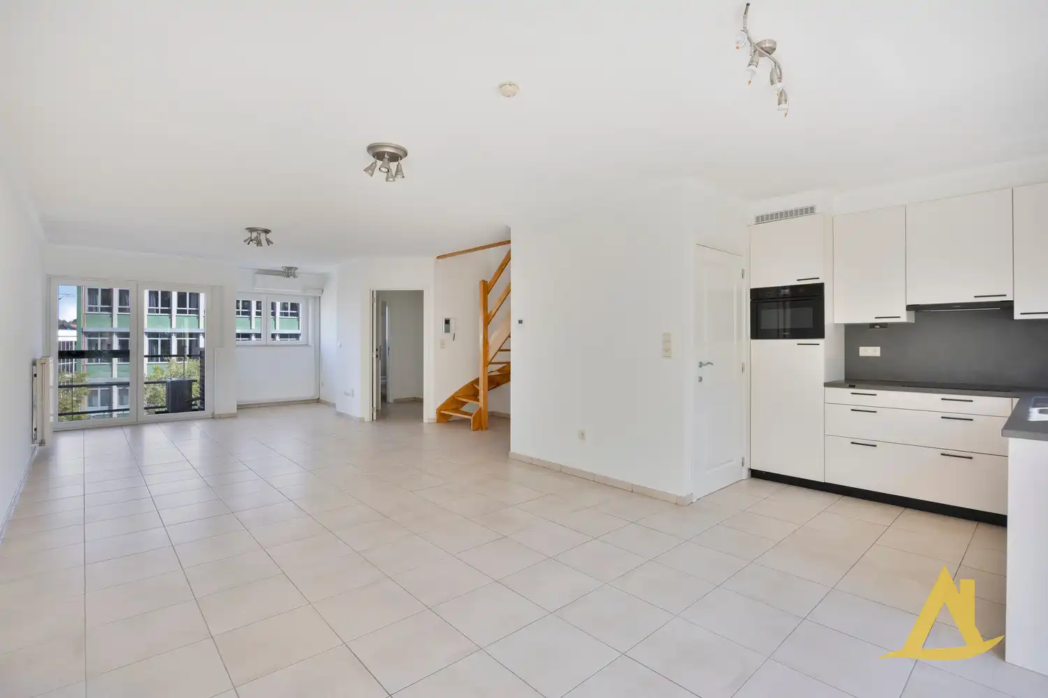RECENT APPARTEMENT MET PRACHTIG ZICHT, CENTRUM DIEST! foto 15