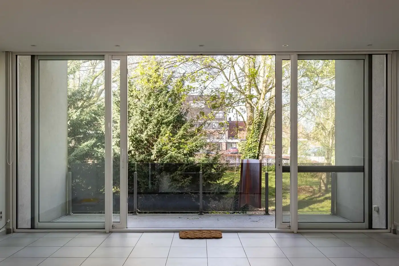 Instapklare parkwoning te huur in centrum van Zwevegem foto 10