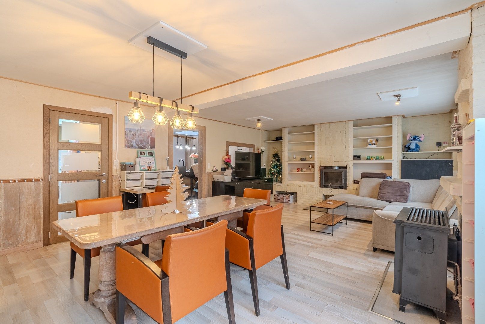 Hoofdfoto van de publicatie: Betaalbare woning met 4 slaapkamers en buitenruimte! 