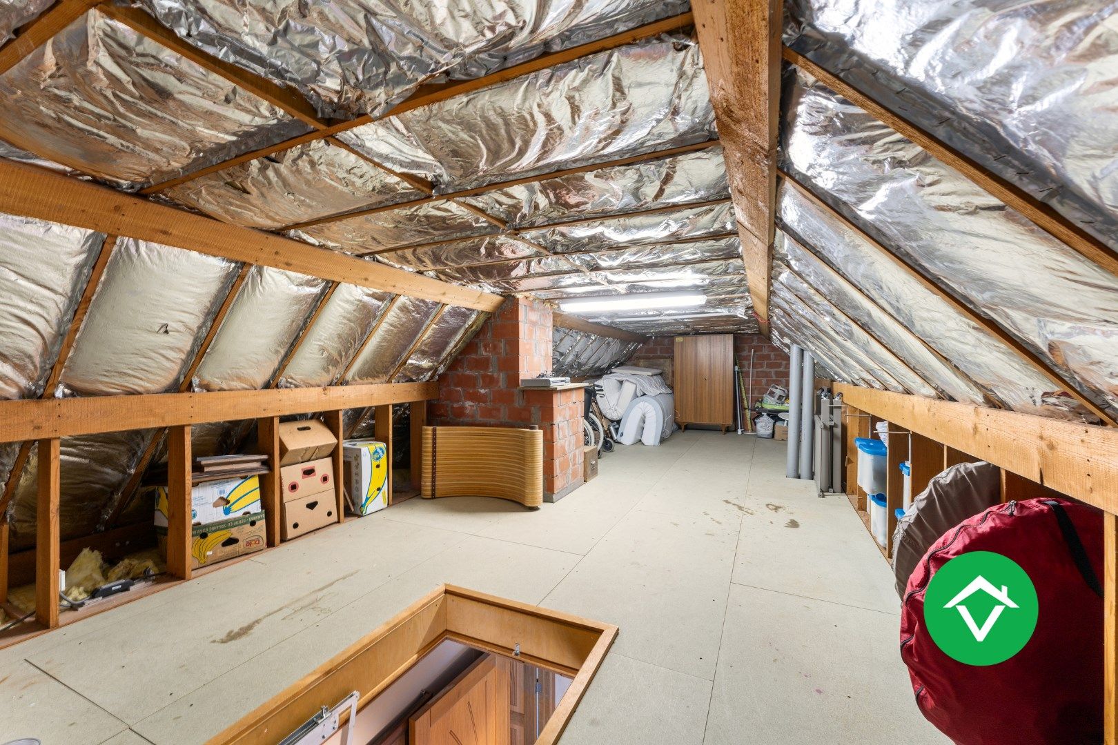 Ruime open bebouwing met 4 slaapkamers en 3 garages in Kortemark foto 27