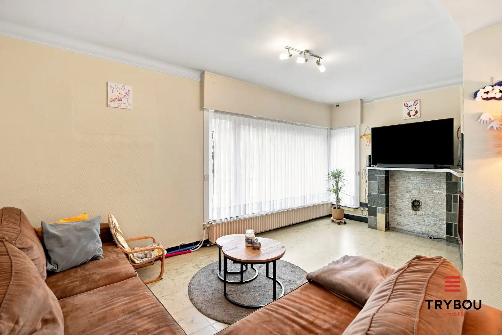 Uitstekende gelegen woning met loods en tuin!  foto 4