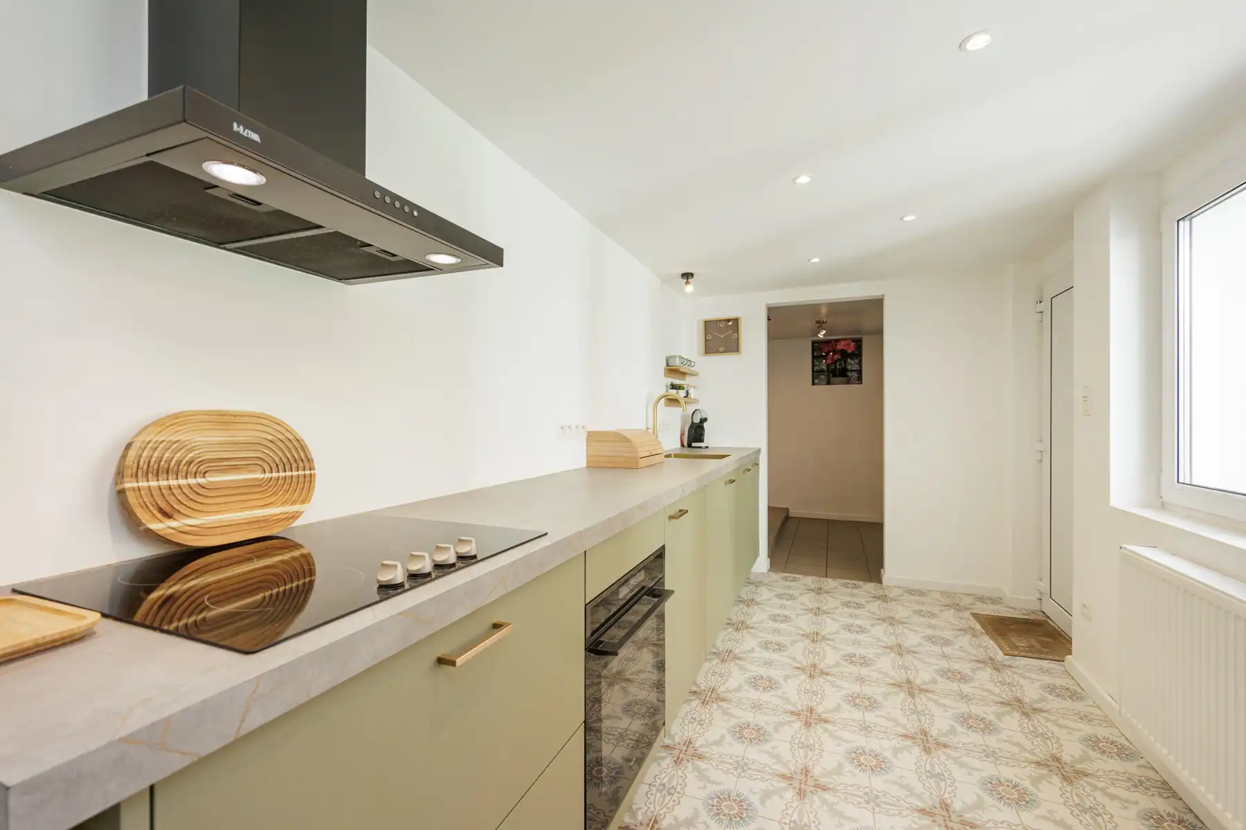 Recent gerenoveerde woning met 2 slpks nabij het centrum foto 9