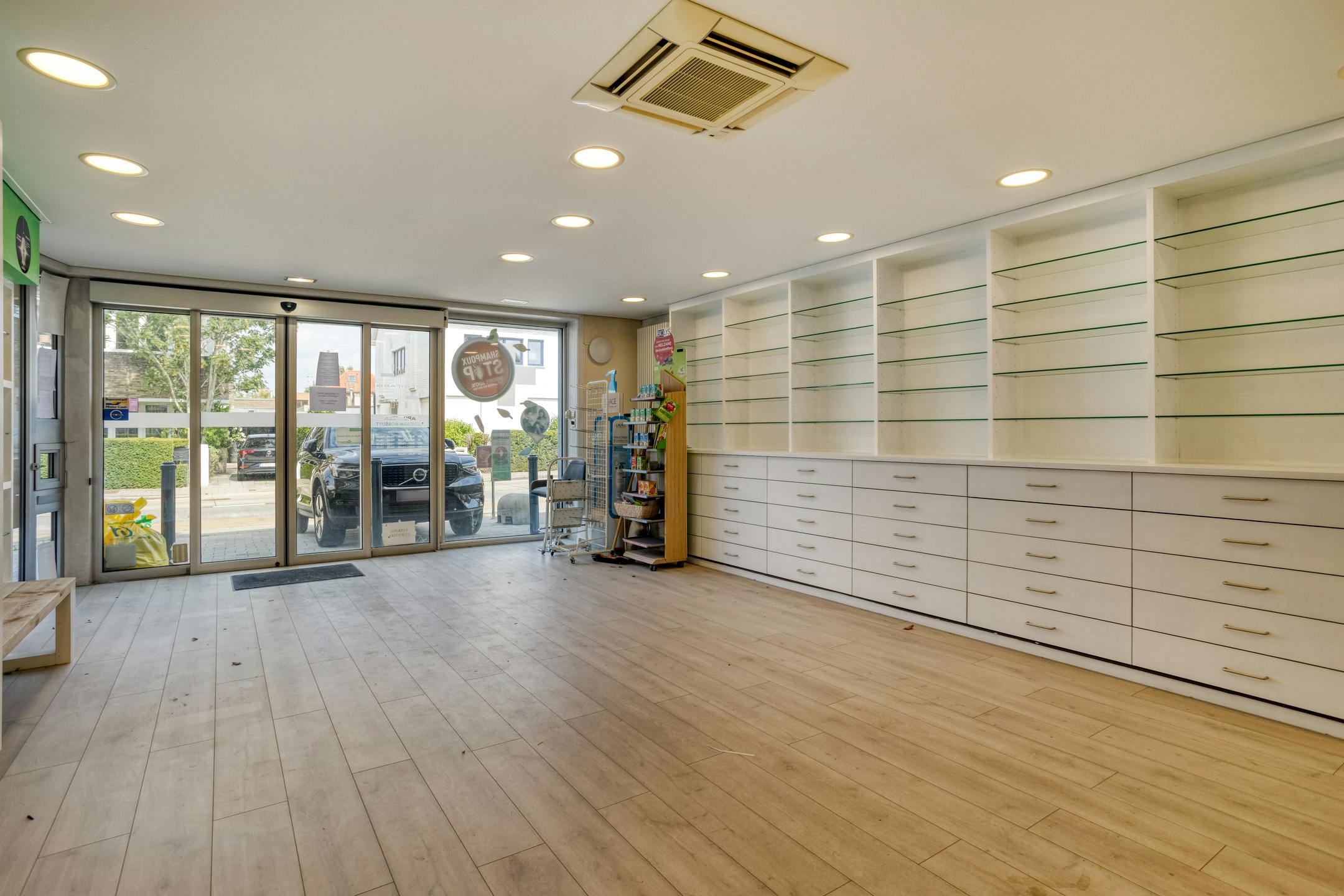 Opbrengsteigendom in centrum Assebroek  foto 2