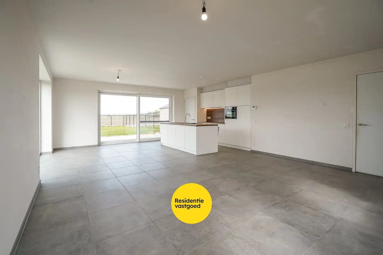Halfopen woning met 3 slaapkamers te huur in Aartrijke foto 6