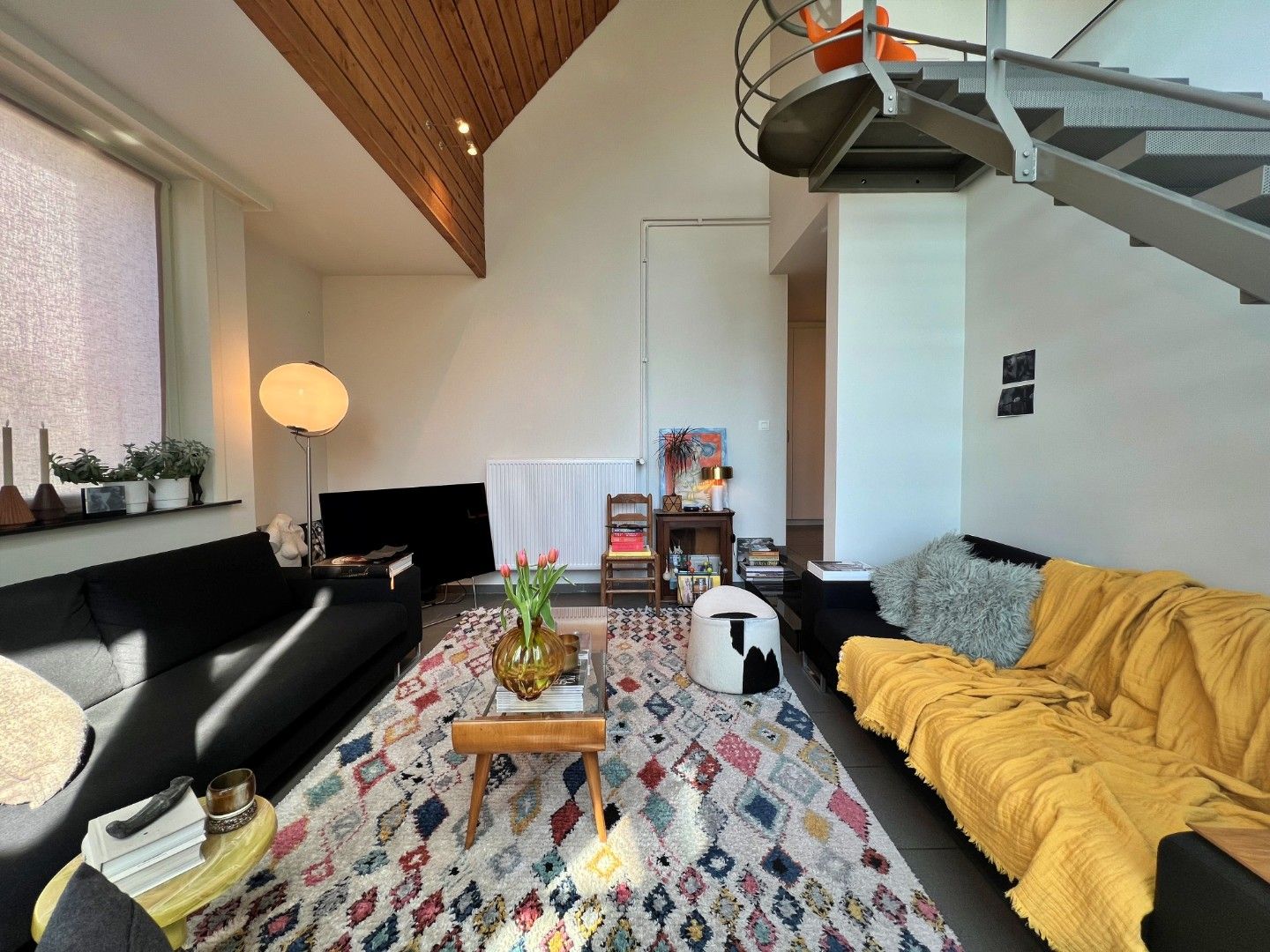 Ruim en lichtrijk 2 slaapkamer appartement te Belzele met garage foto 4
